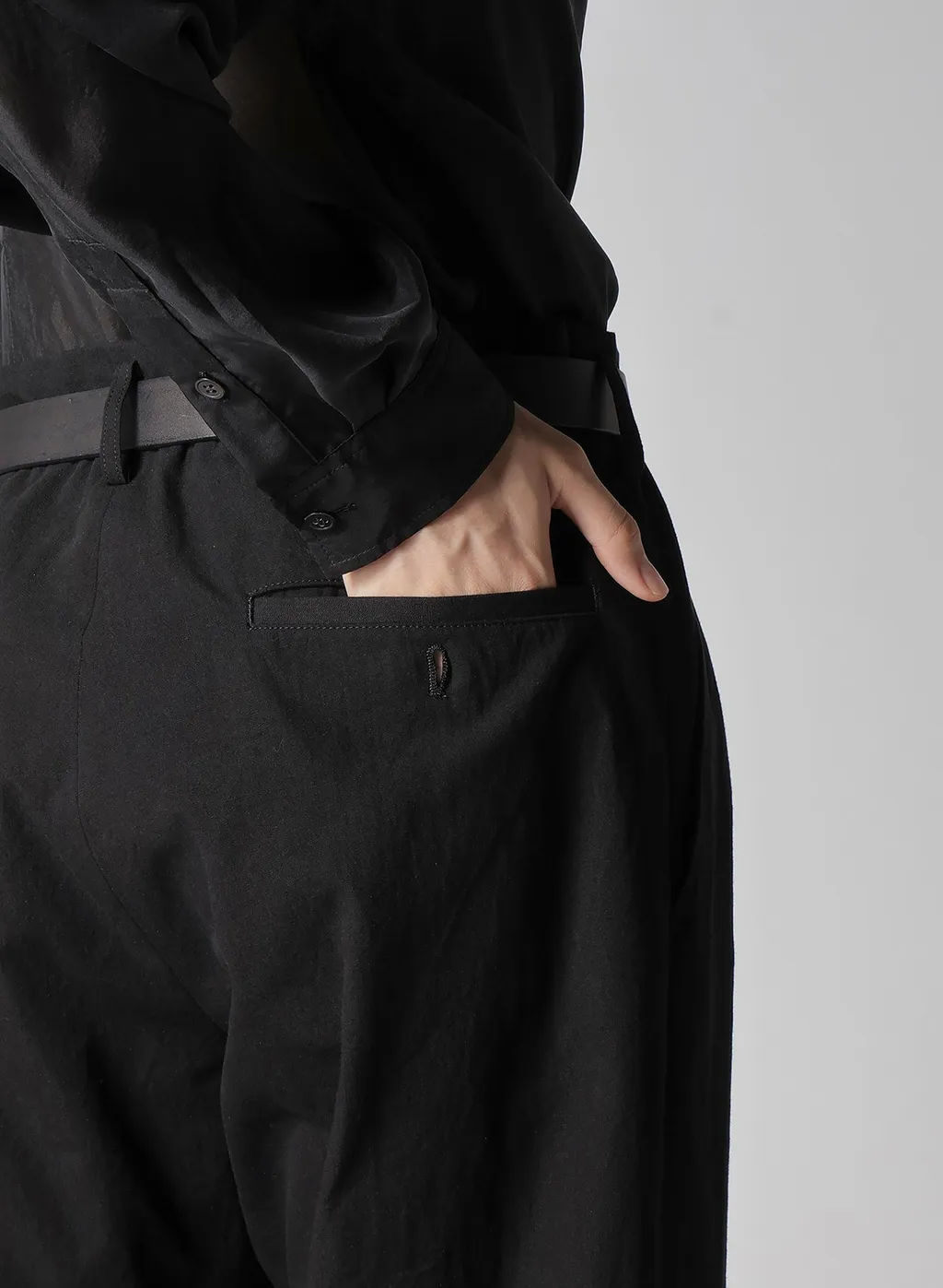 C/L Uneven Thread Canvas Belted Hem Pants
