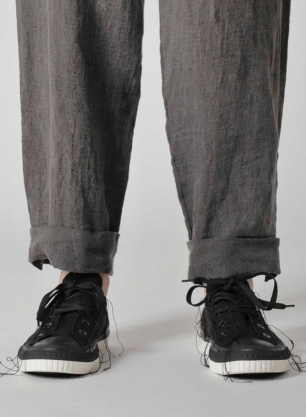 60 Flax Ink Tab Detail Slim Pants
