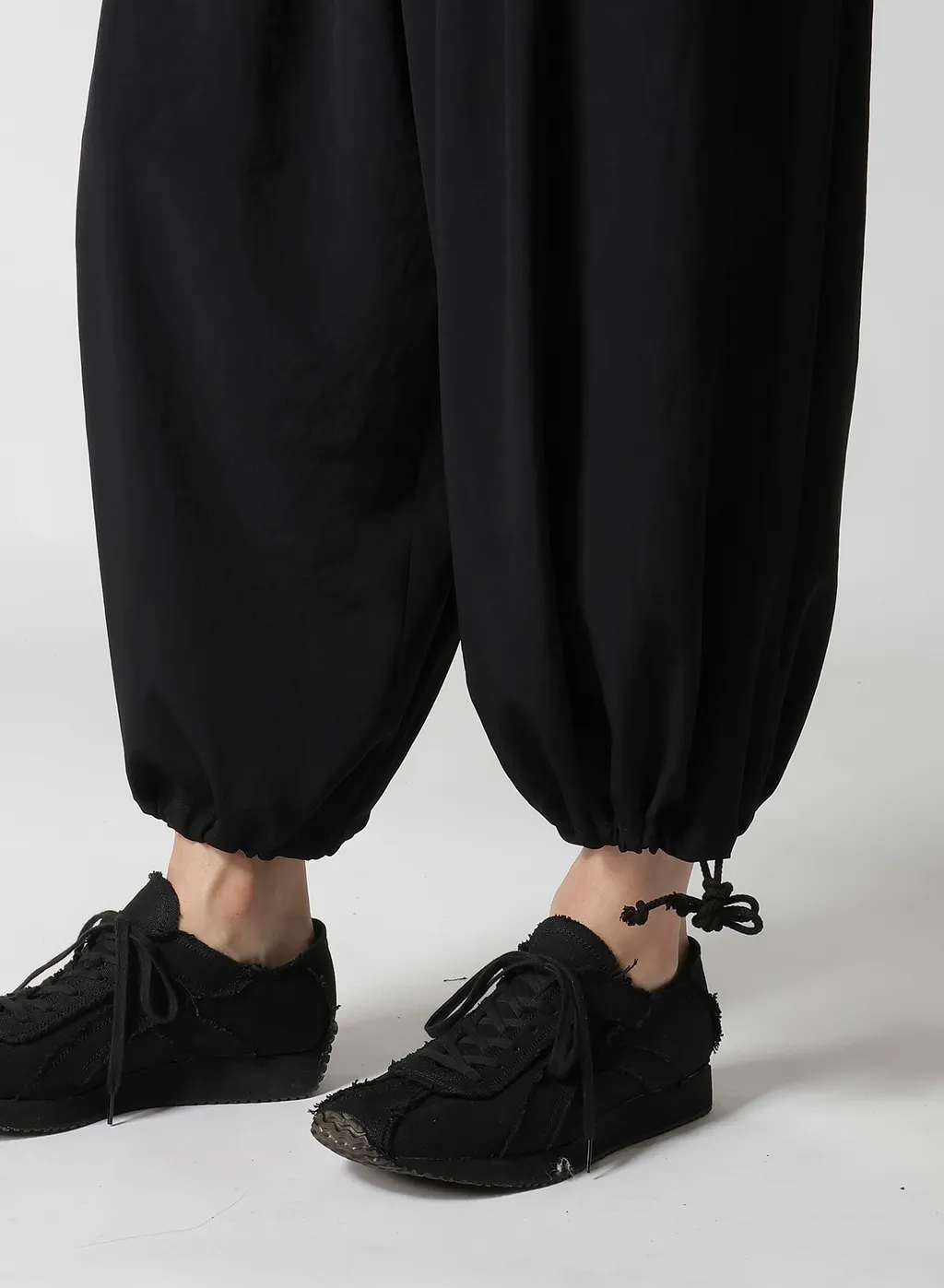 Ta Tuxedo Slim Ballon Pants