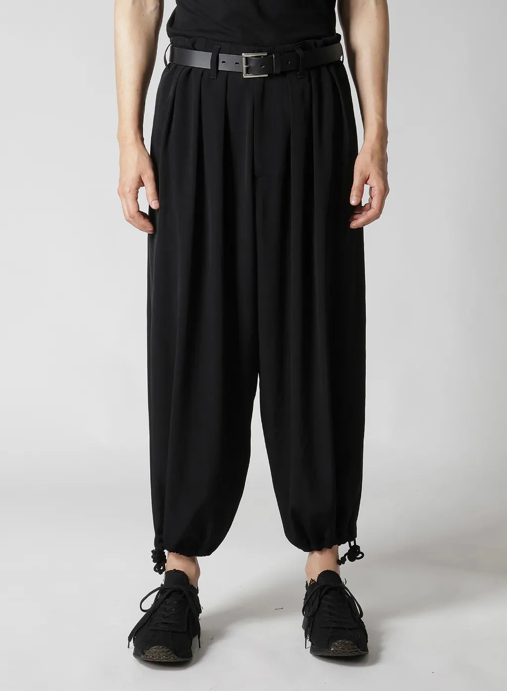 Ta Tuxedo Slim Ballon Pants