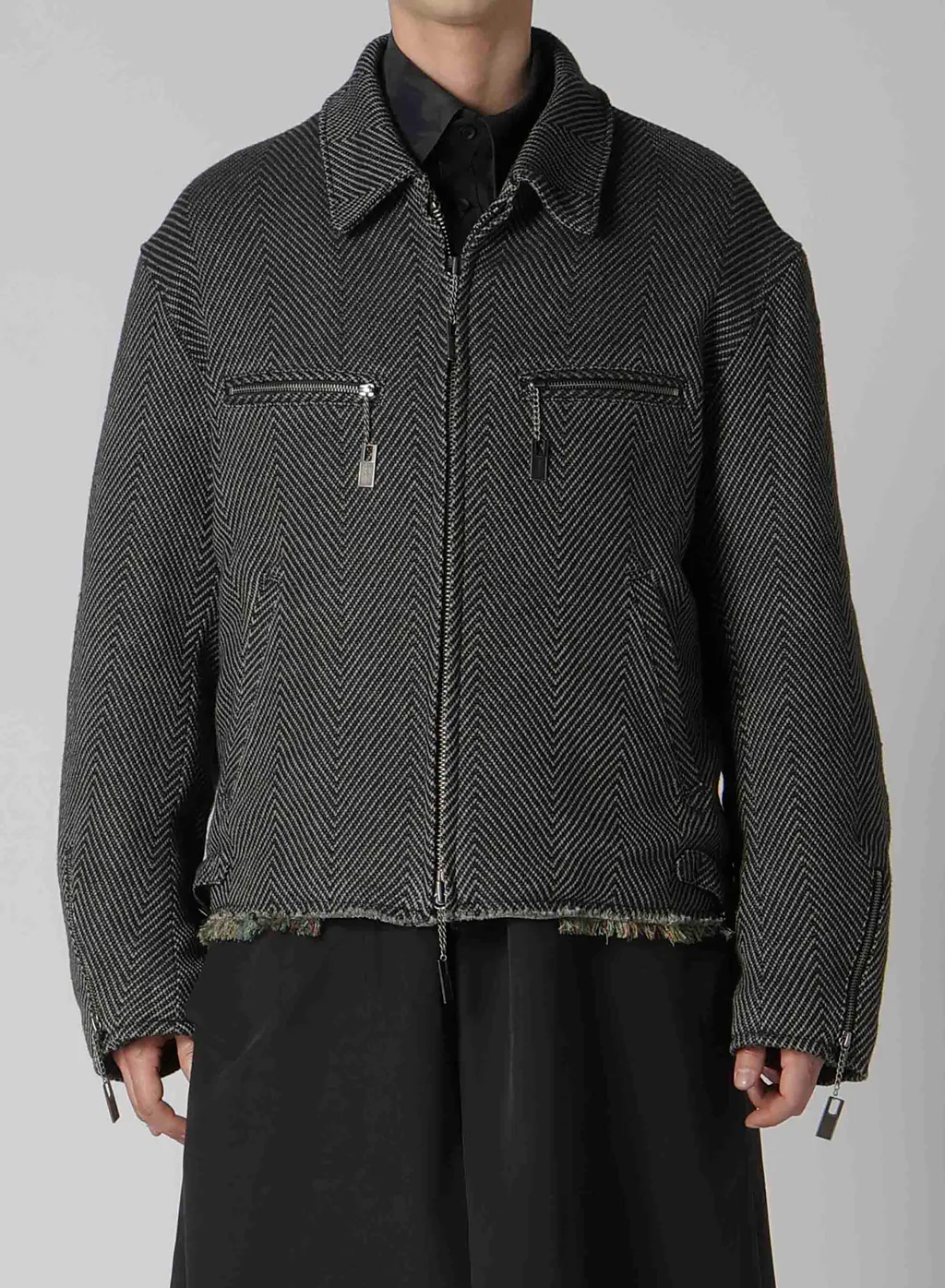 W/L Large Herringbone Hem Fringe Bouson