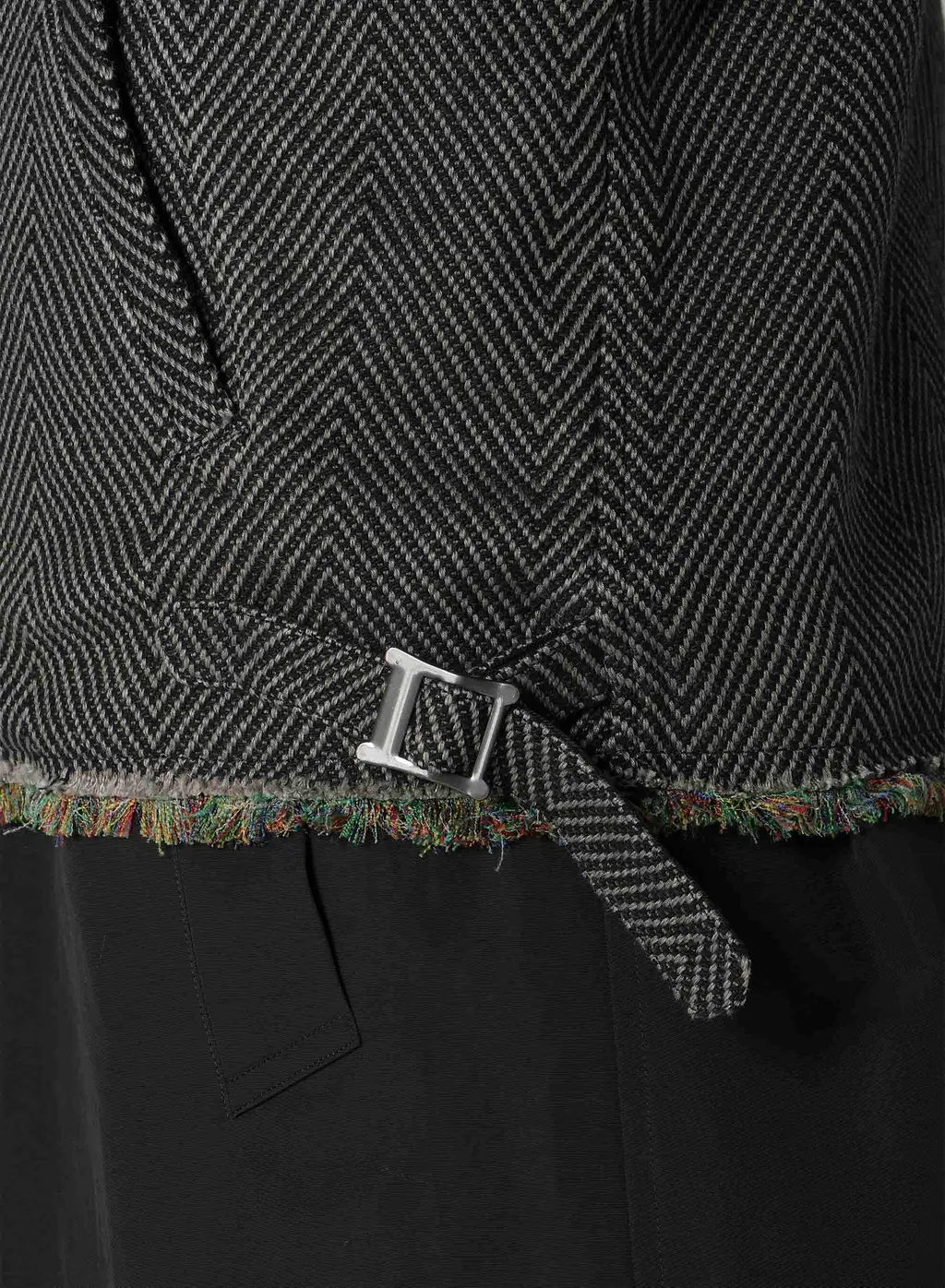W/L Large Herringbone Hem Fringe Bouson