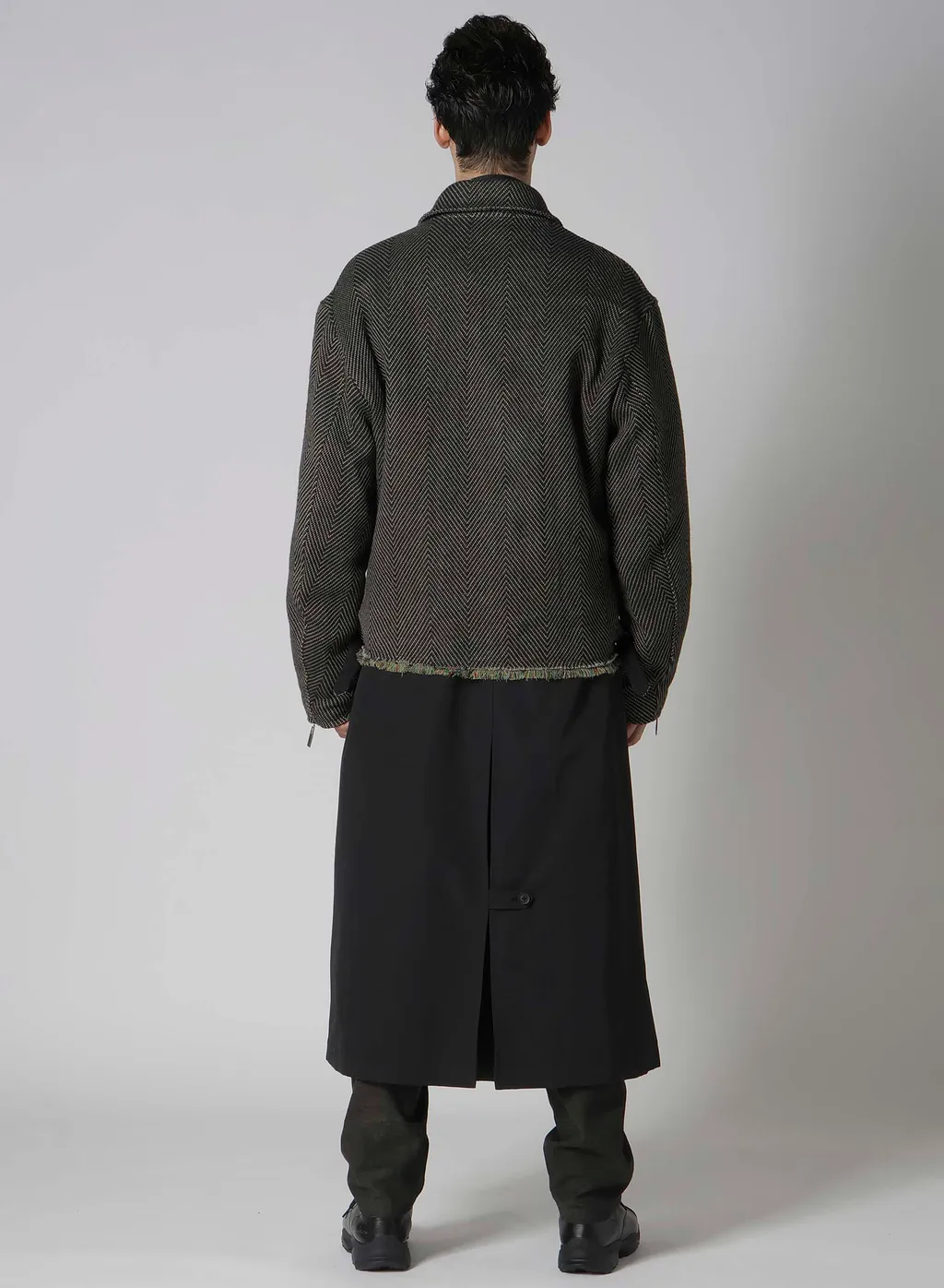 W/L Large Herringbone Hem Fringe Bouson
