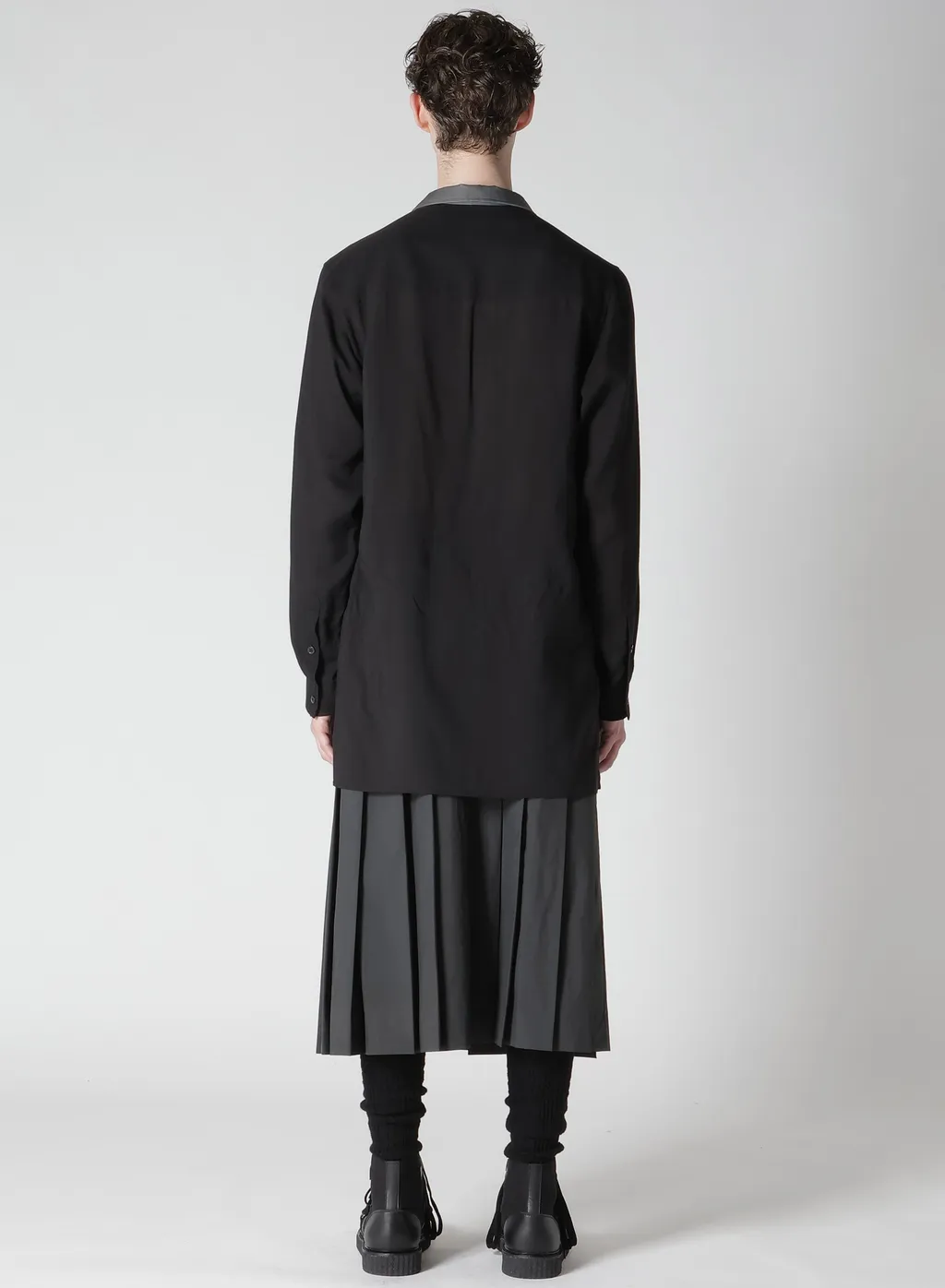Cellulose Loan Open Collar B W/ Differnt Fabric