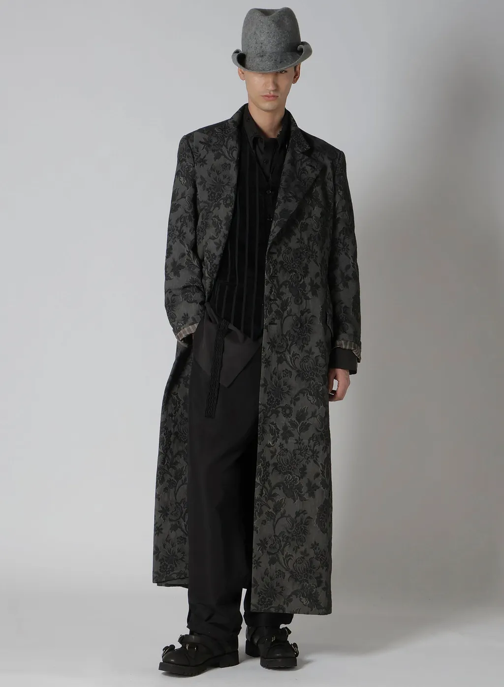 32M Weather 32M Gurla Pants