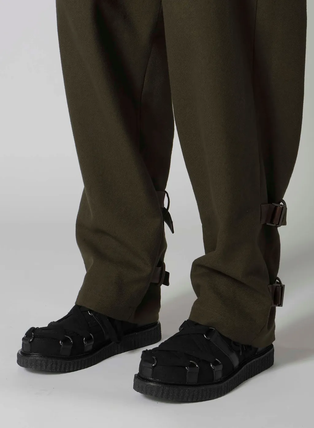 Khaki C/W Serge Hem Belt Pants