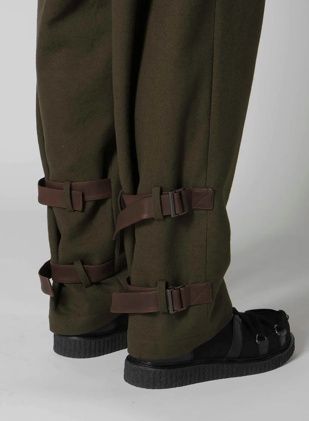 Khaki C/W Serge Hem Belt Pants