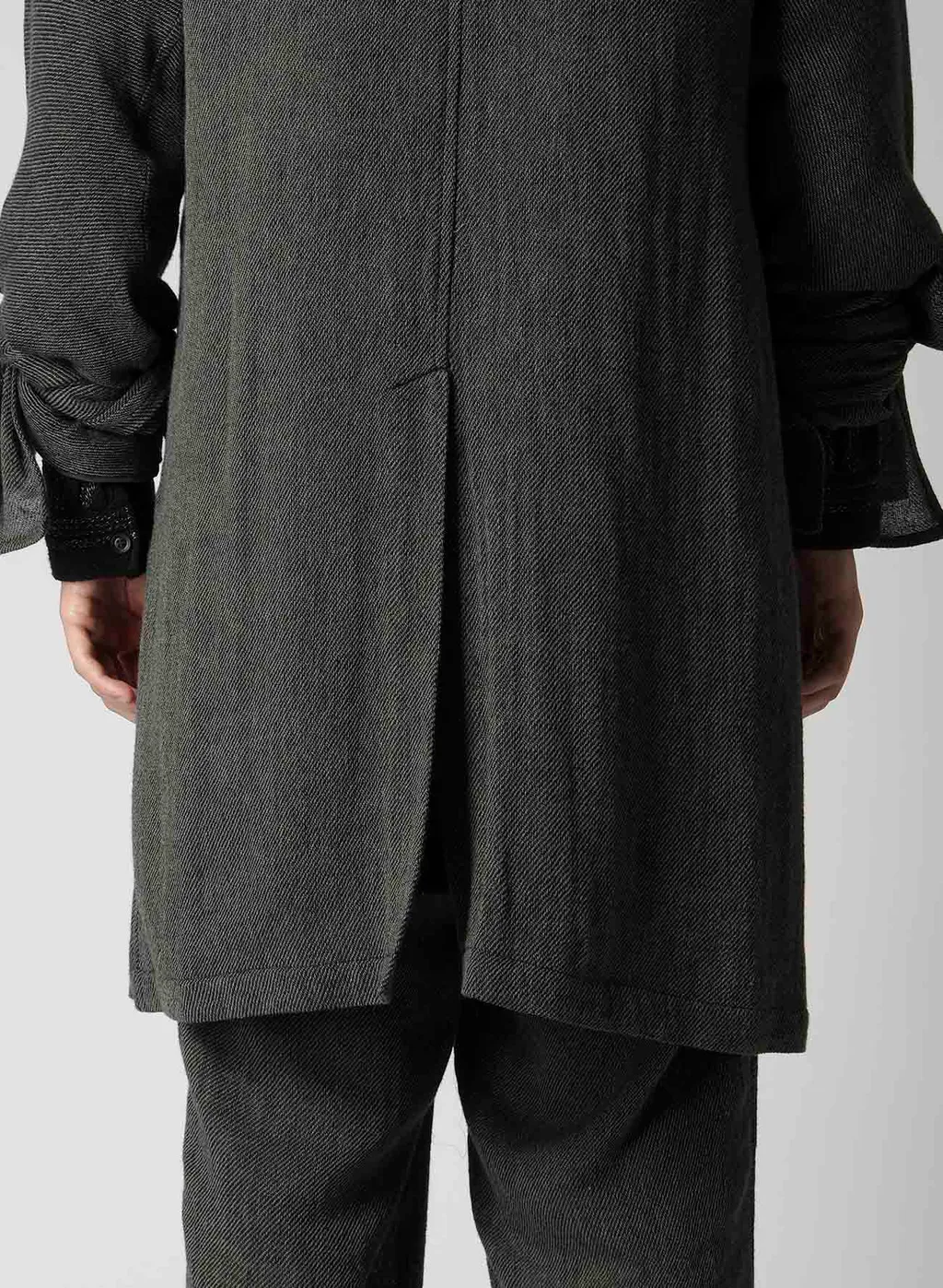 C/Soft Tweed M-Front Asymme Cuff Designed D