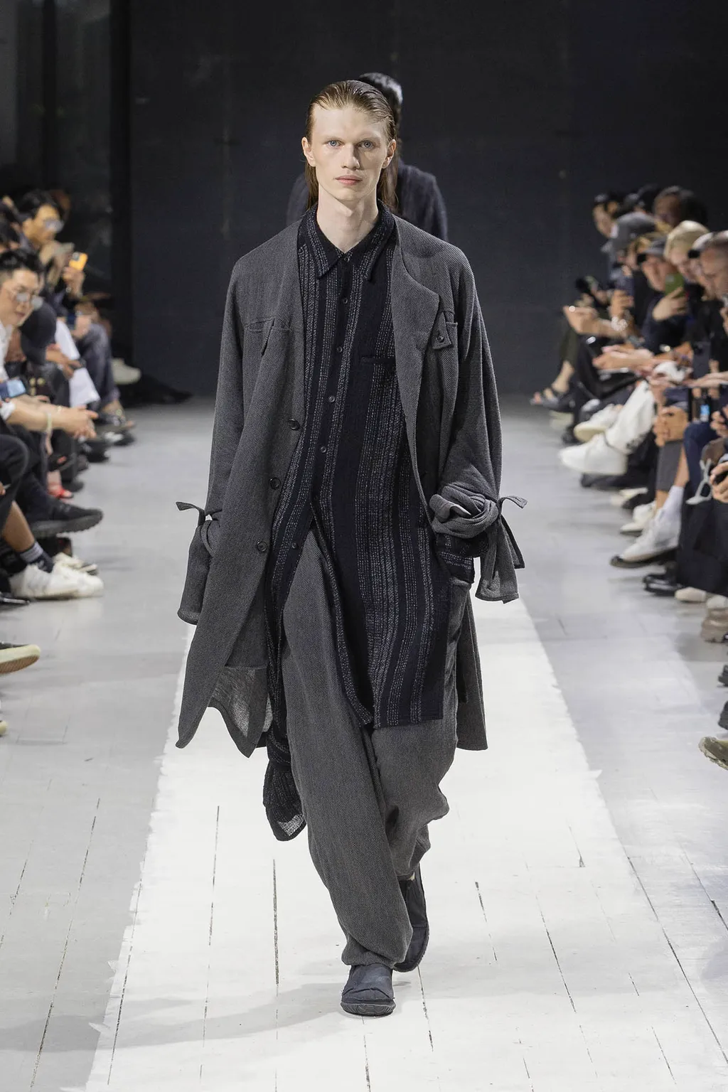 C/L S.T C M-Tied Hem Stripe B
