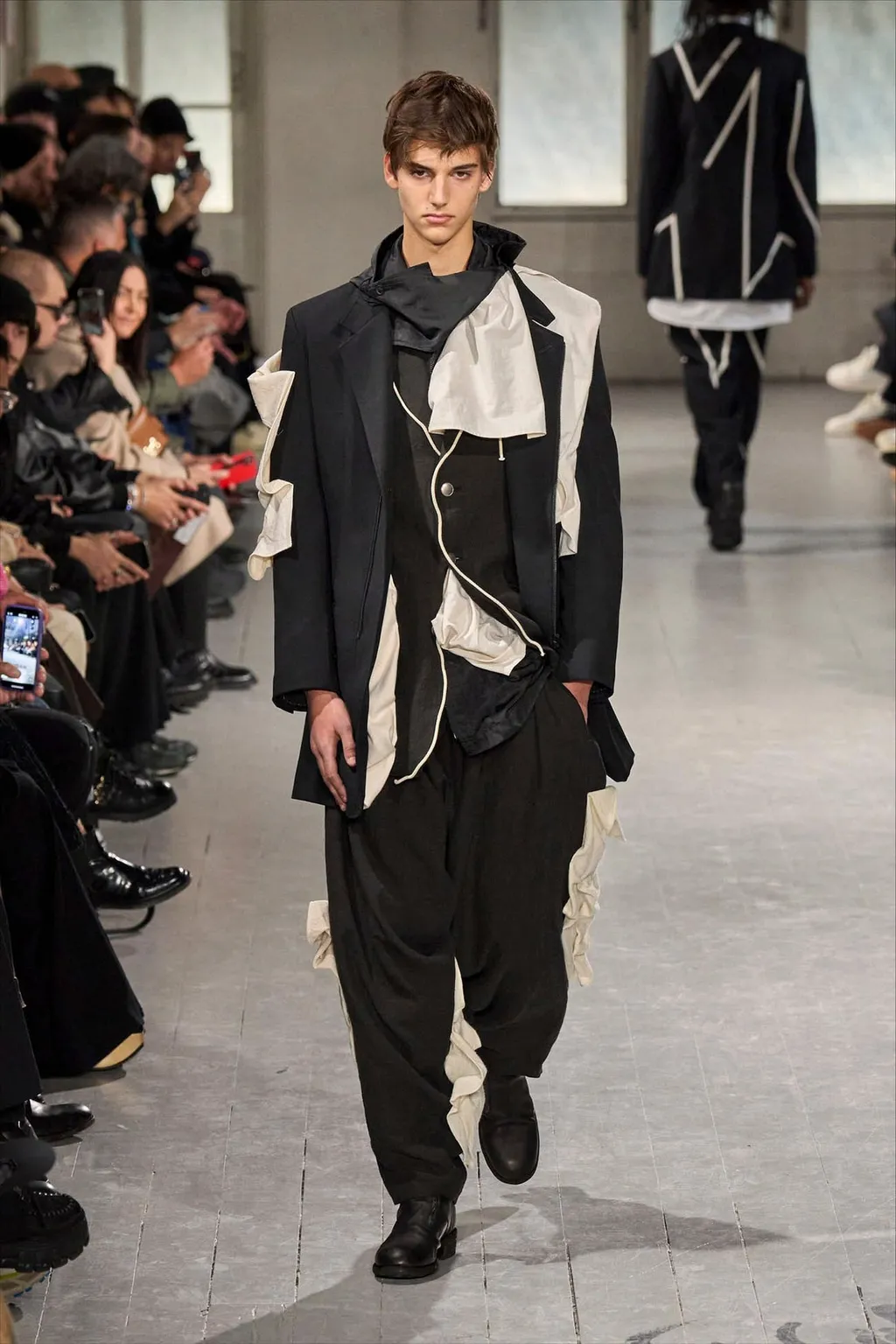 Ink Bkack Flax Wool Cloth N-Left Side Draped Jkt