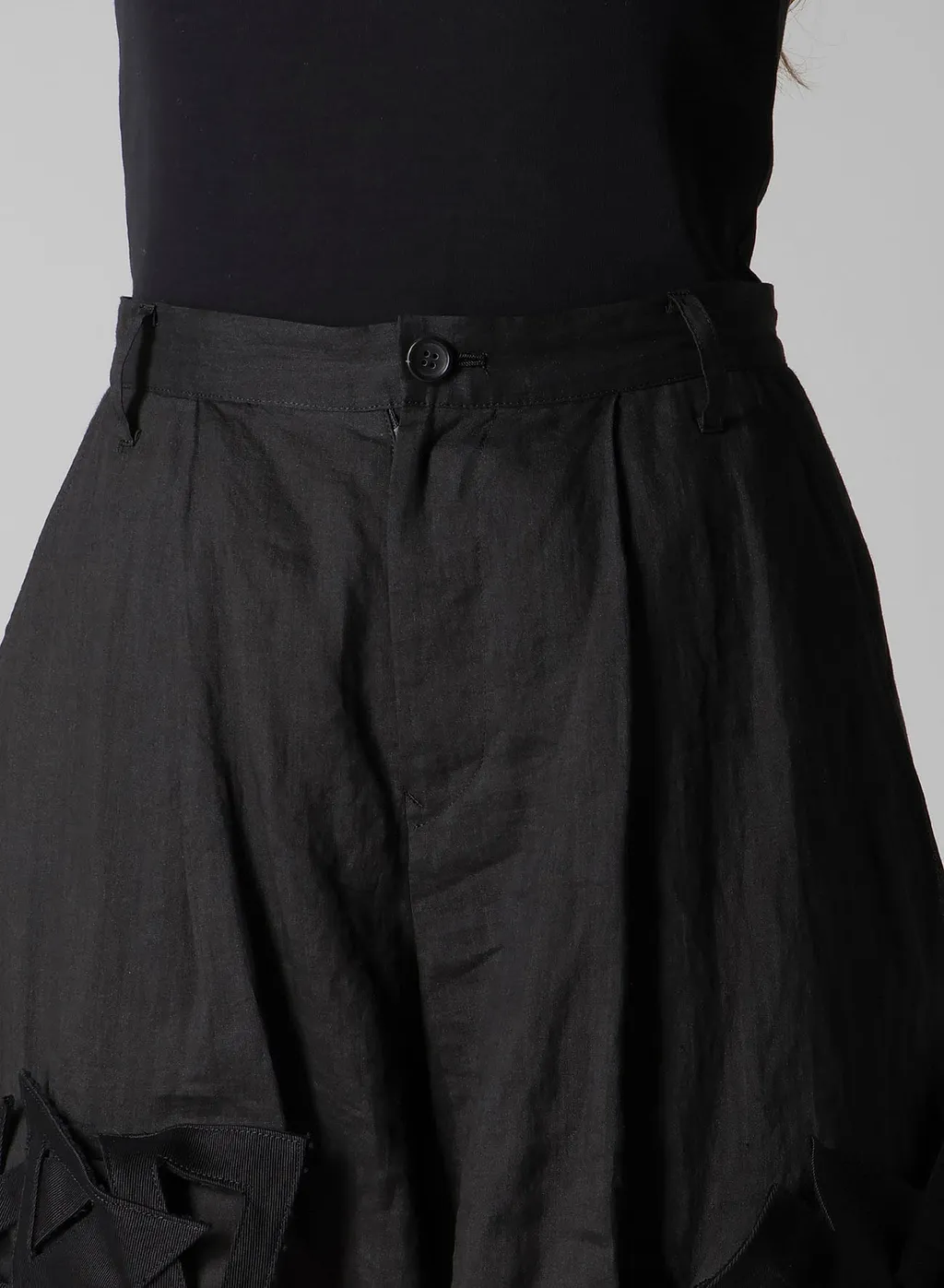 Chain Motif Short Pants