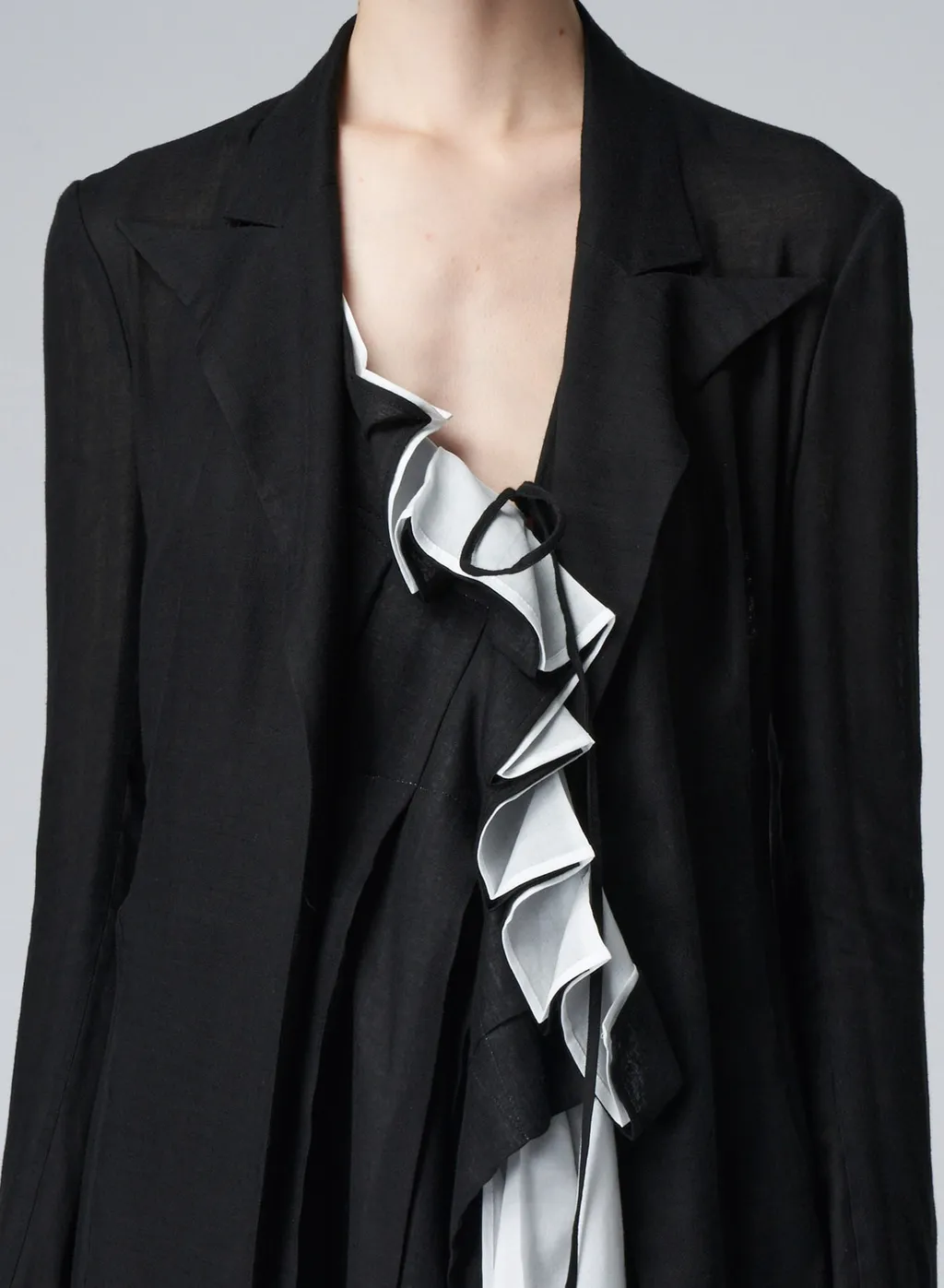 Short Front Pleated Jacket