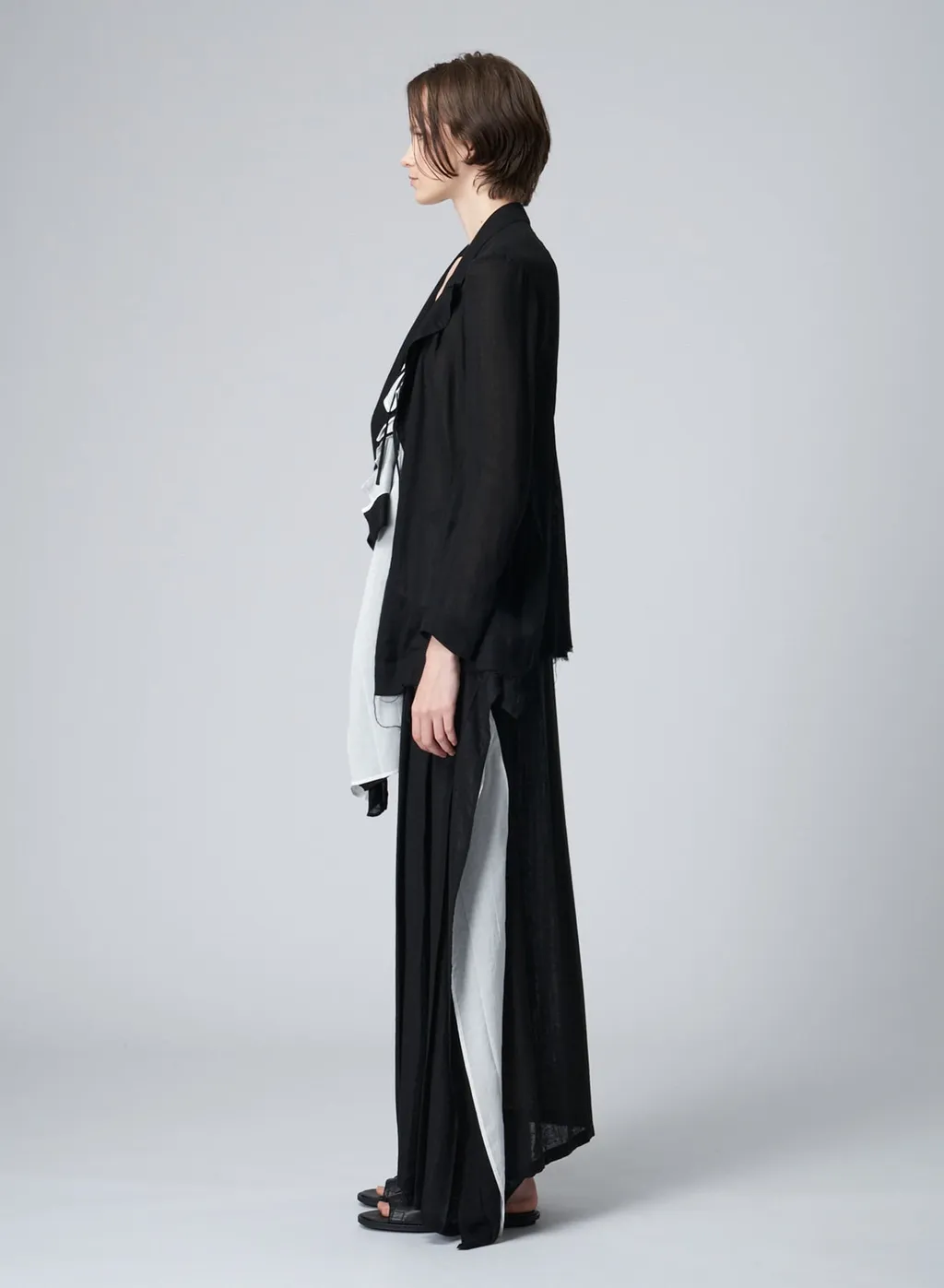 Short Front Pleated Jacket