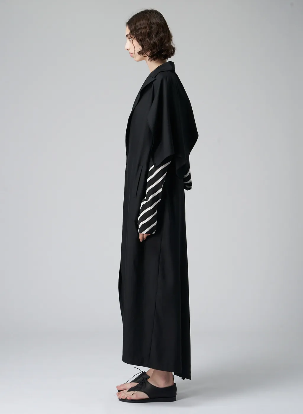 <411/1>+<412/1> Side Open Draped Coat