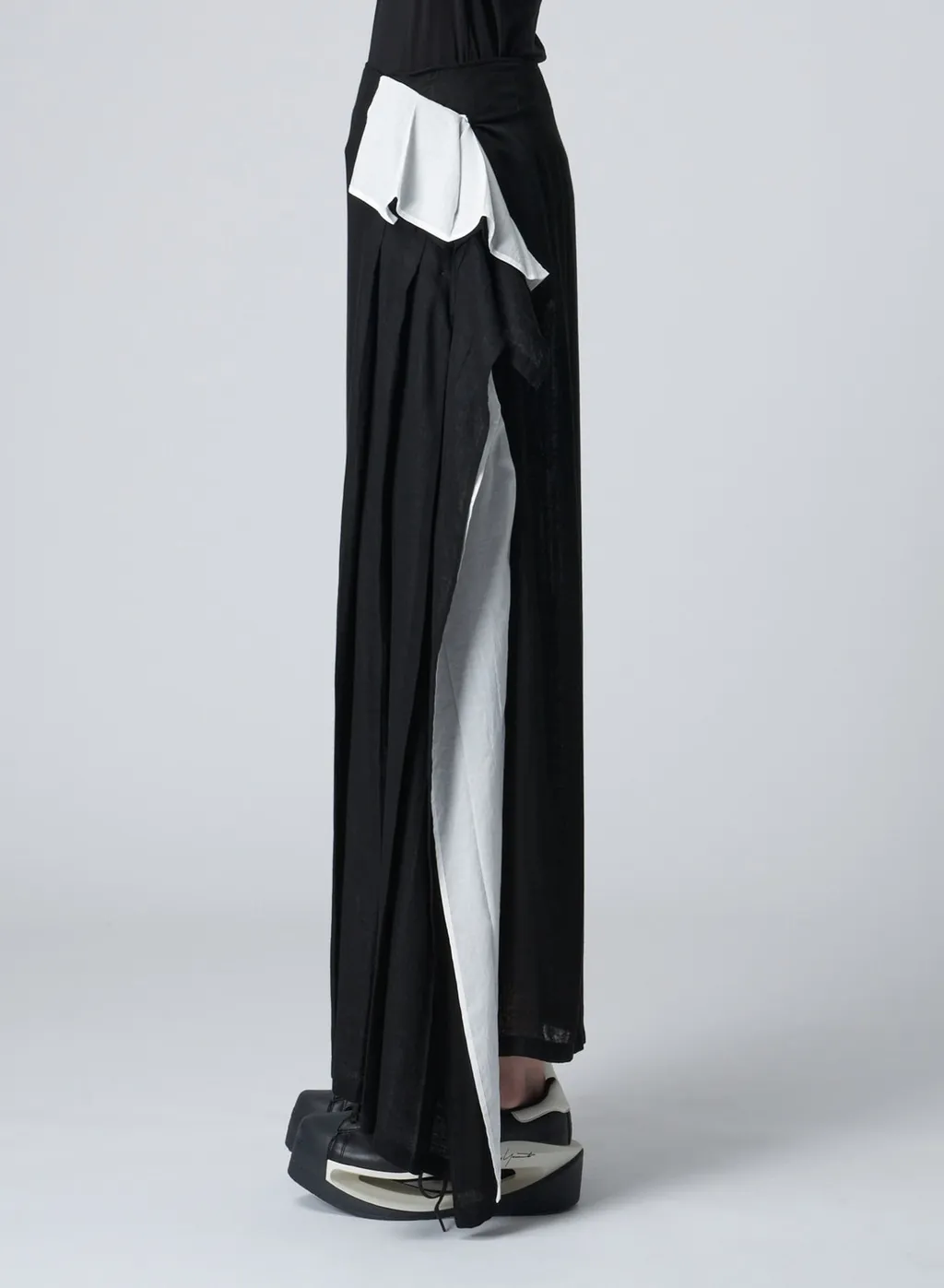 Pleated Long S