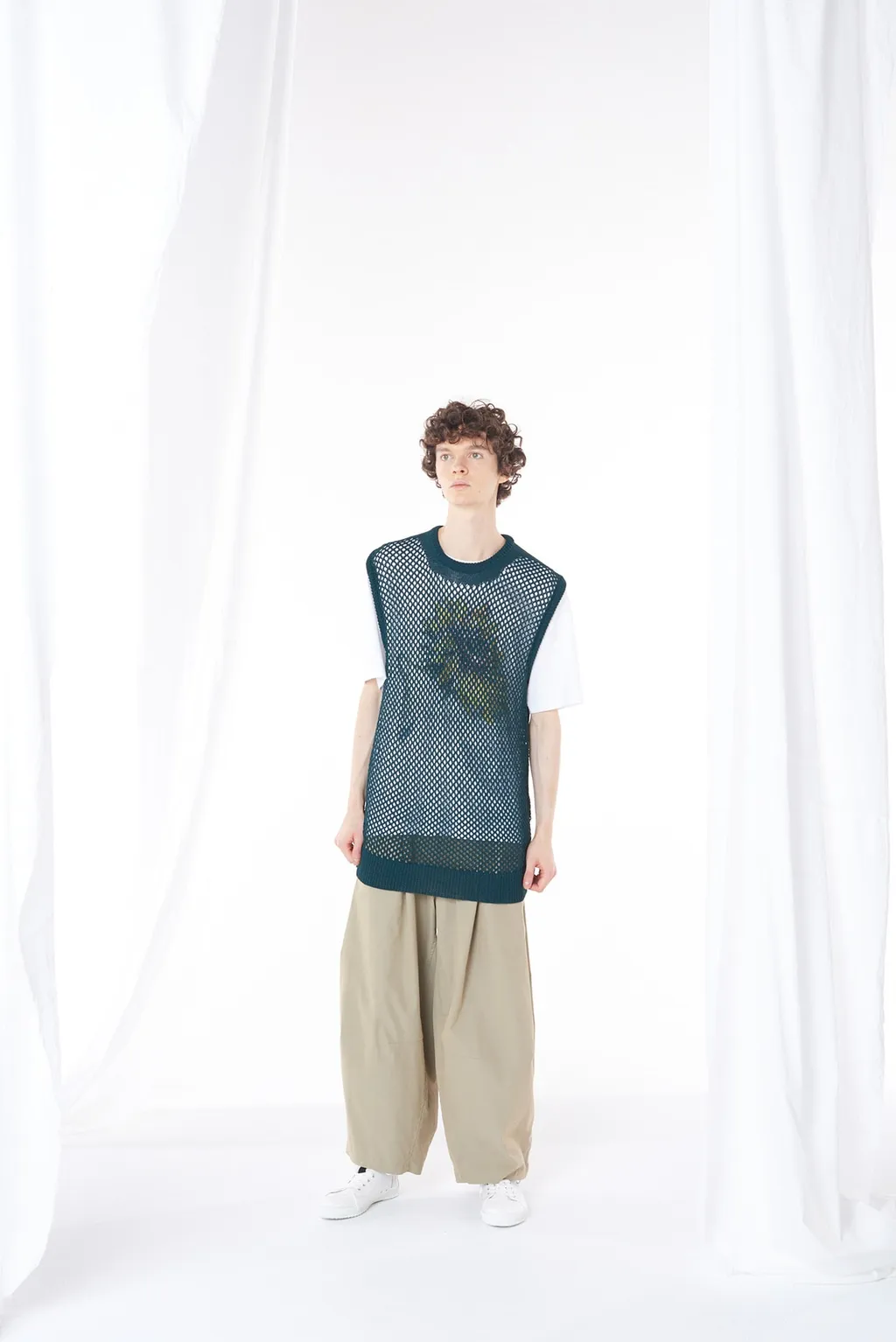 Cotton/Nylon Mesh Knitted Vest