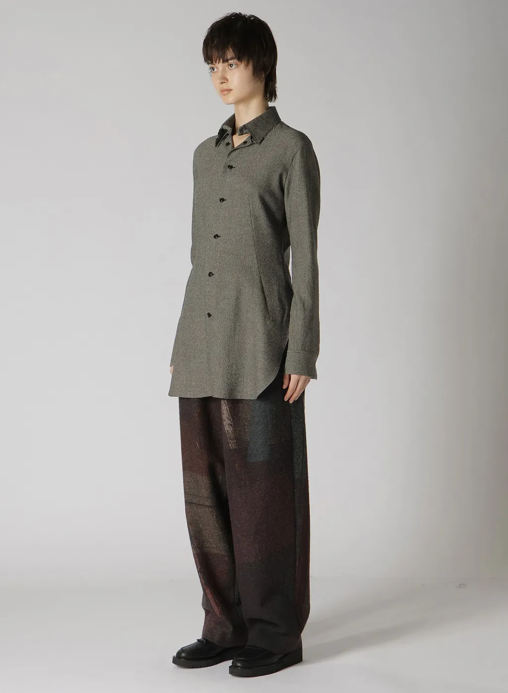 W/ Mini Herringbone Open Neck Blouse