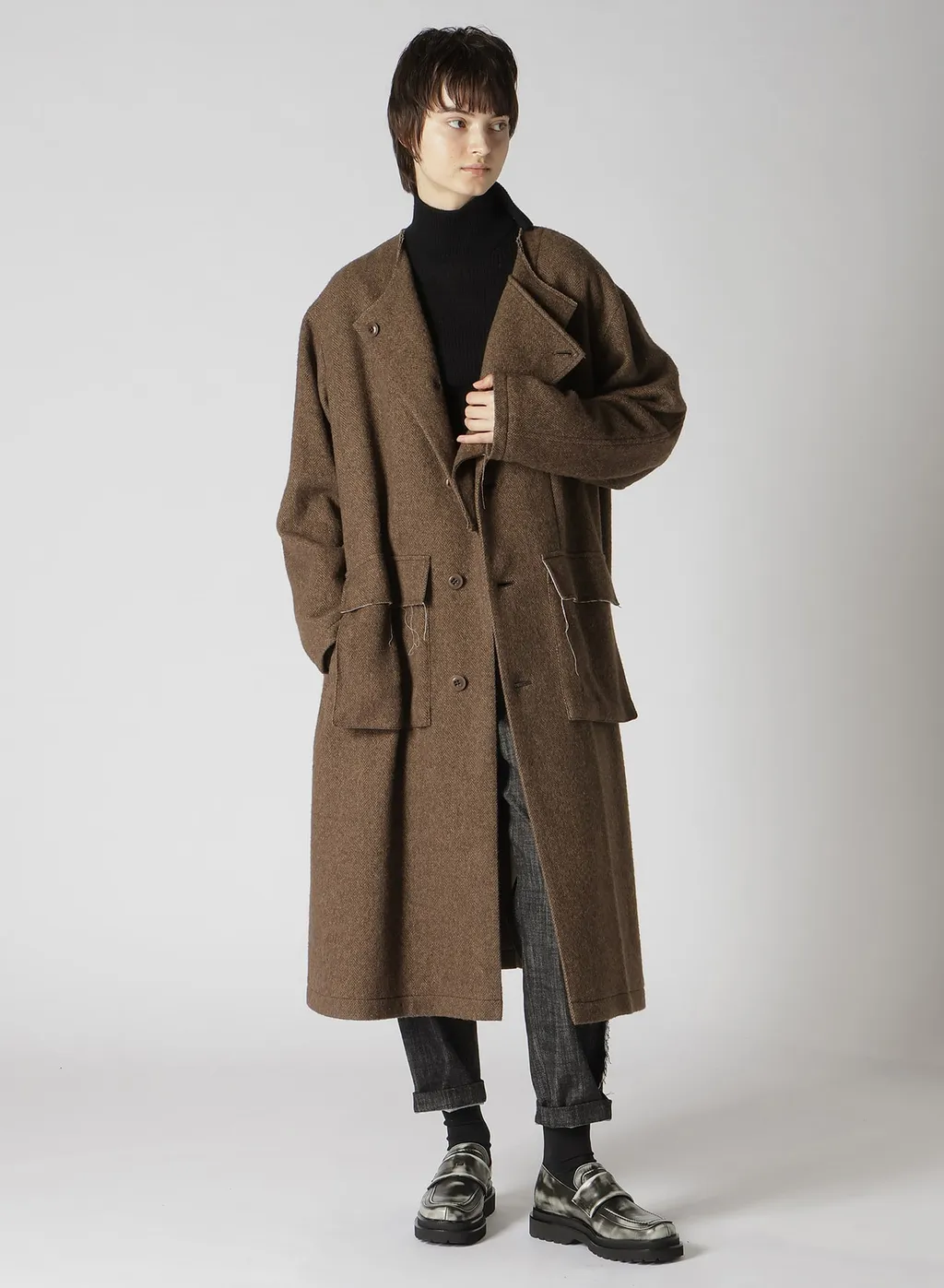 W/Li Herringbone Collarless Coat