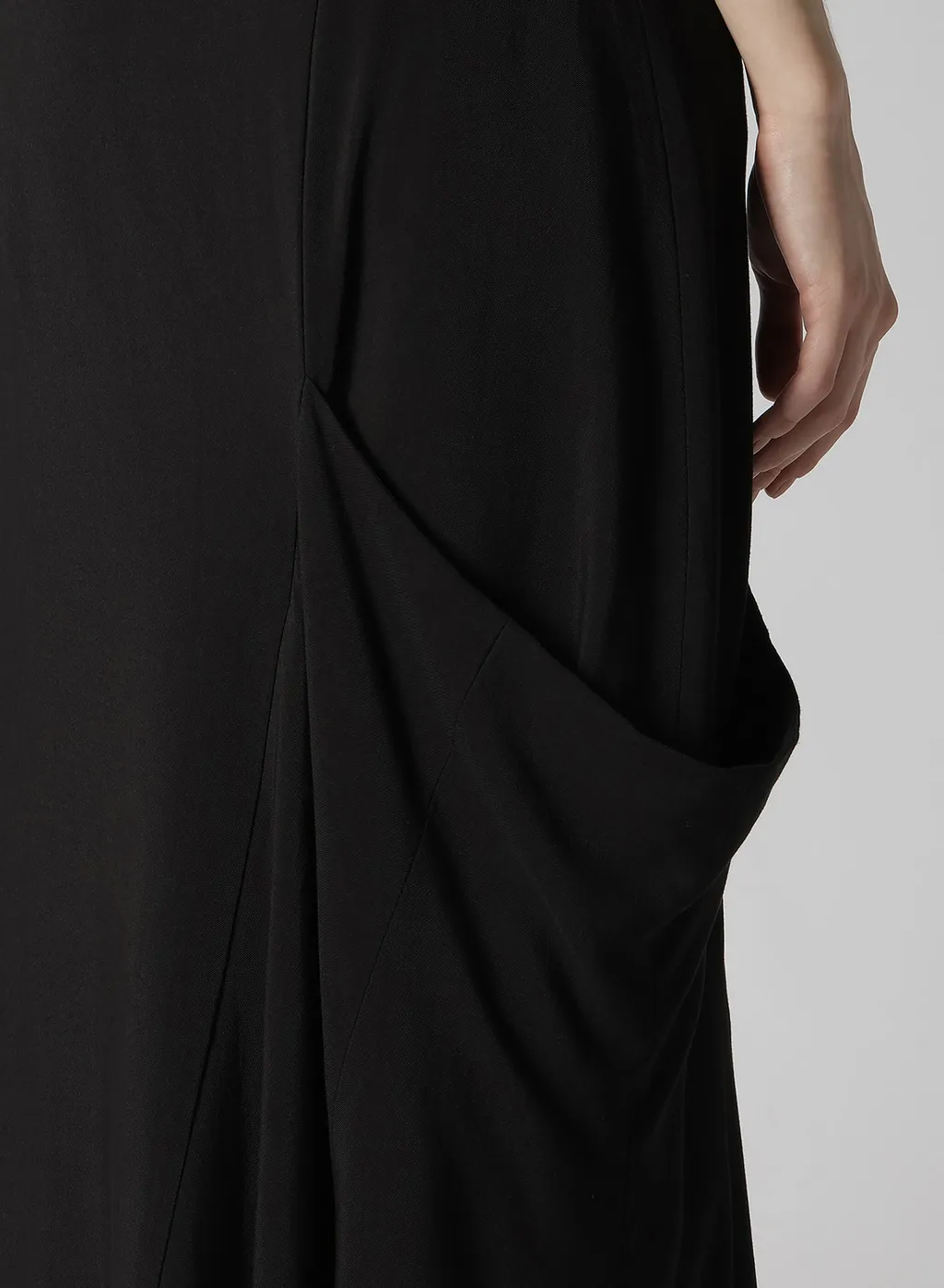 Rayon Cupro Right Side Marmaid Flare Skirt