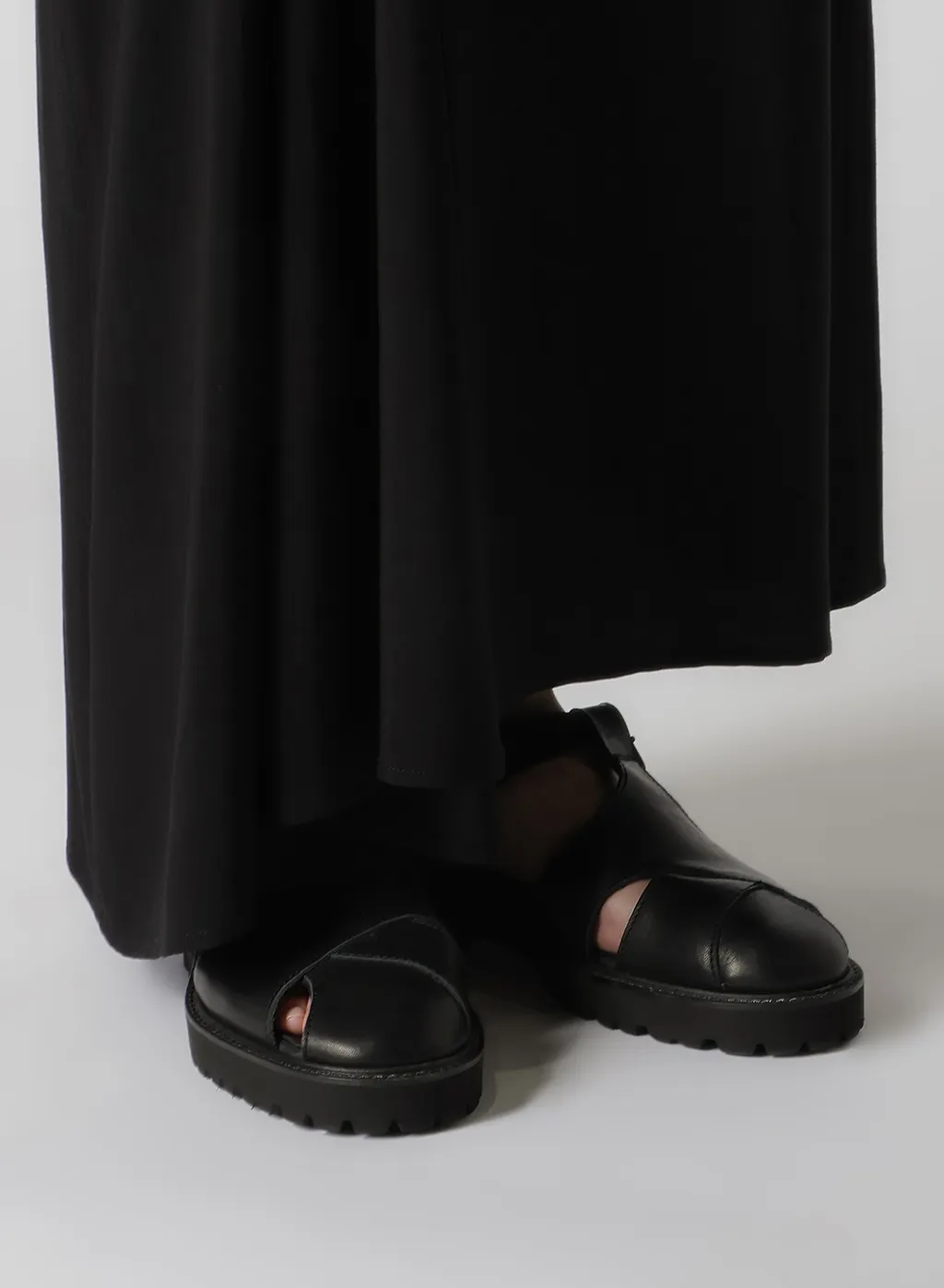 Rayon Cupro Right Side Marmaid Flare Skirt
