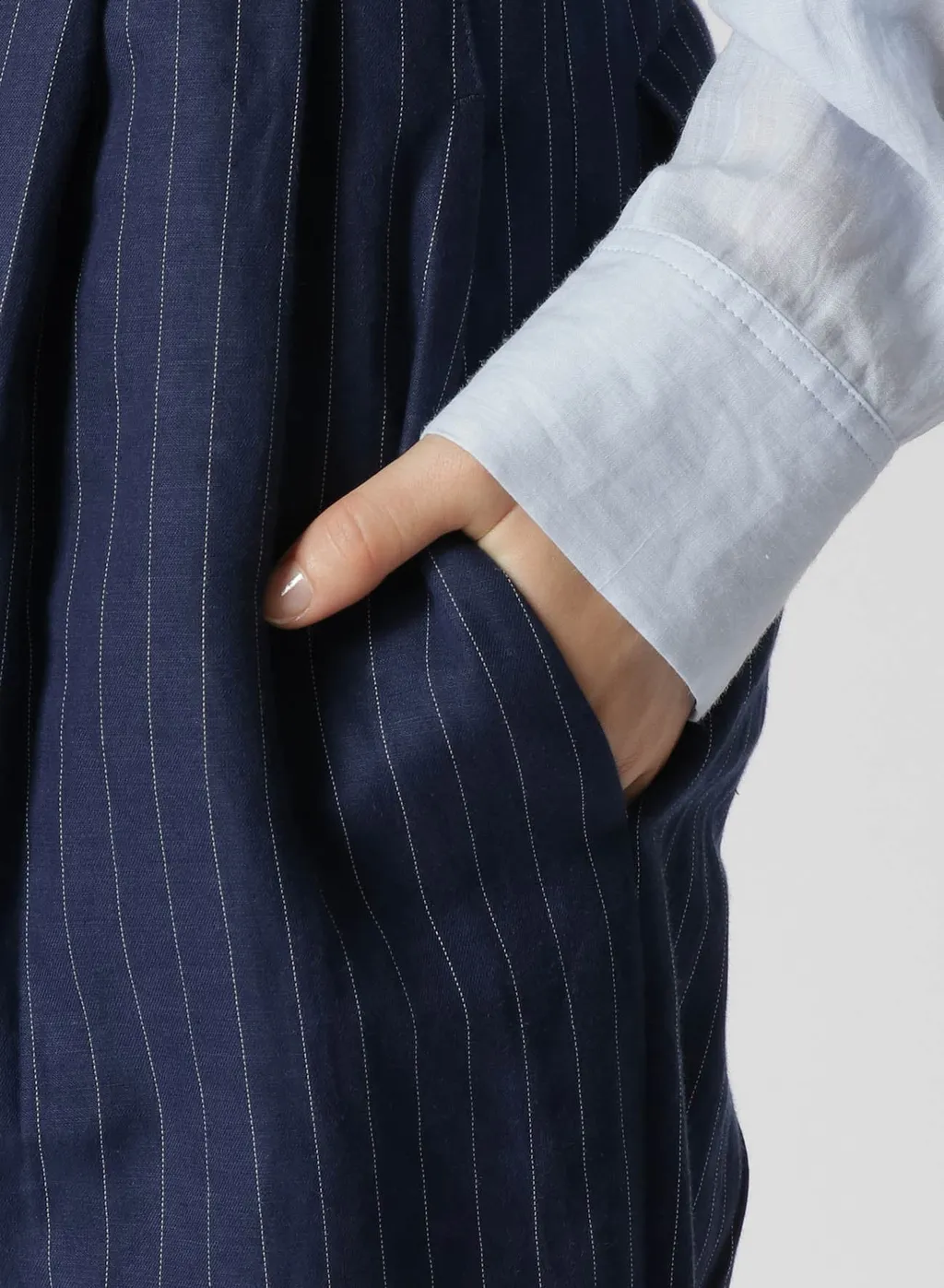 Linen Cotton Pin-Striped Uneven Dyeing 2 Tucks Pants