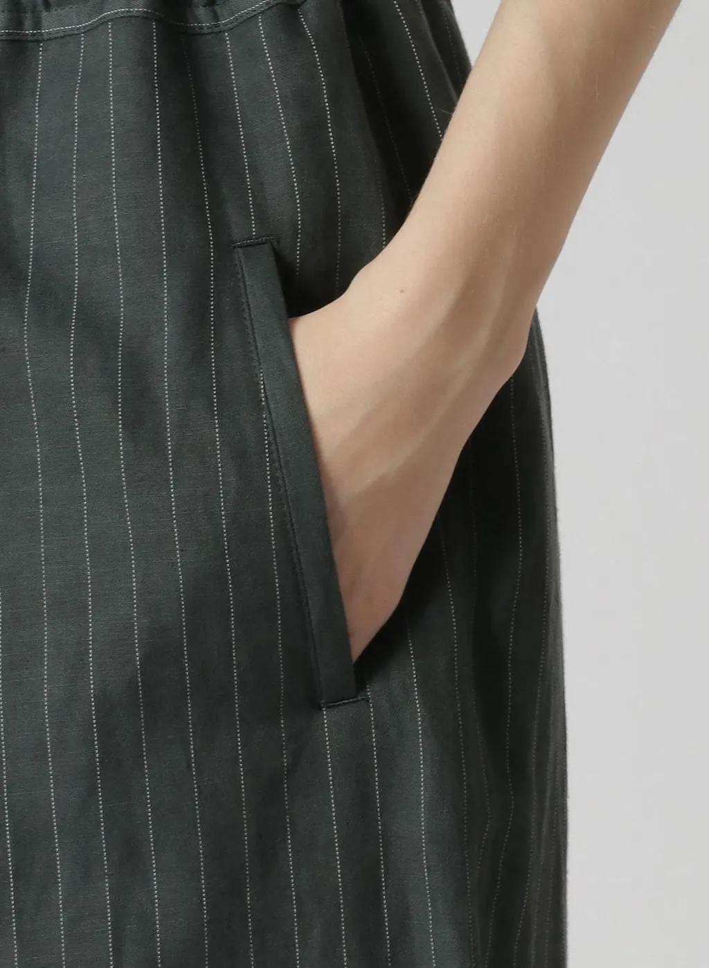 Linen Cotton Pin-Striped Uneven Dyeing Front Tuck Wide Pants