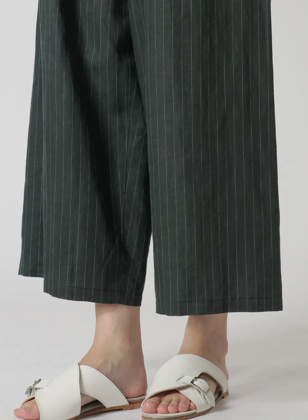Linen Cotton Pin-Striped Uneven Dyeing Front Tuck Wide Pants