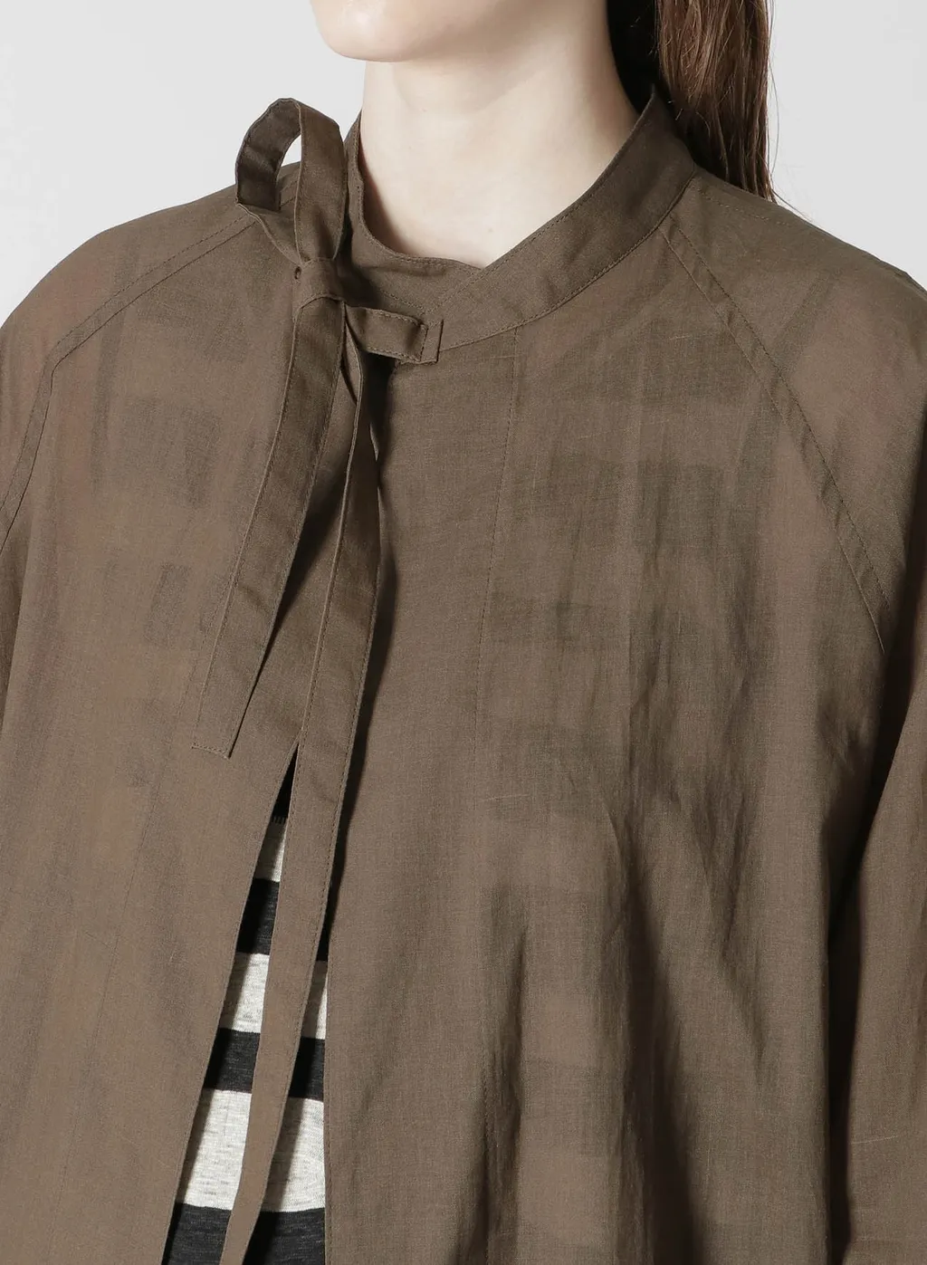 Ramie Oil Lawn Surgical Gown