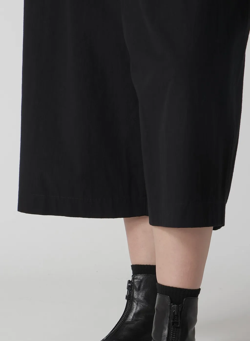 Cotton Linen Dump Zip Tucked Jump Suit