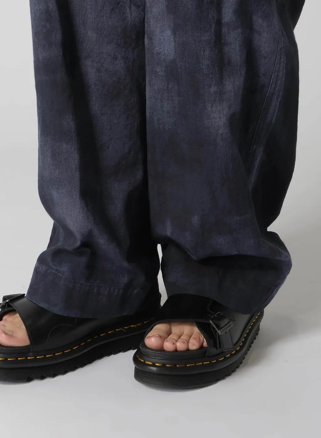 Indigo Heather Chambray Cargo Pants