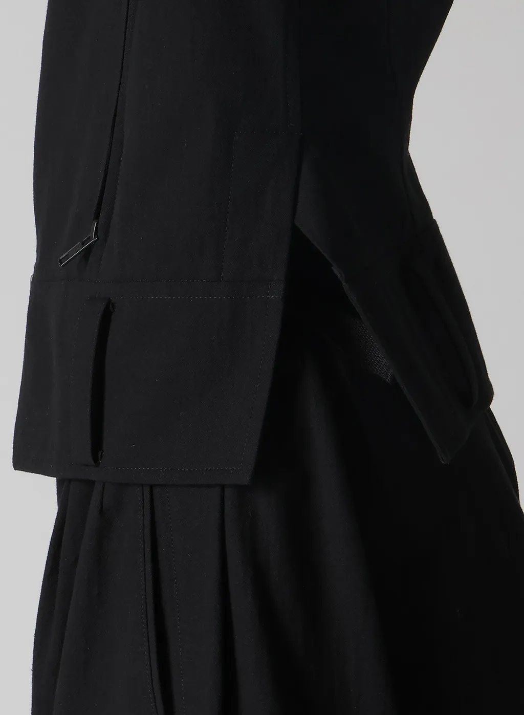 Cotton Twill Untrimmed Sleeve Moto Jacket