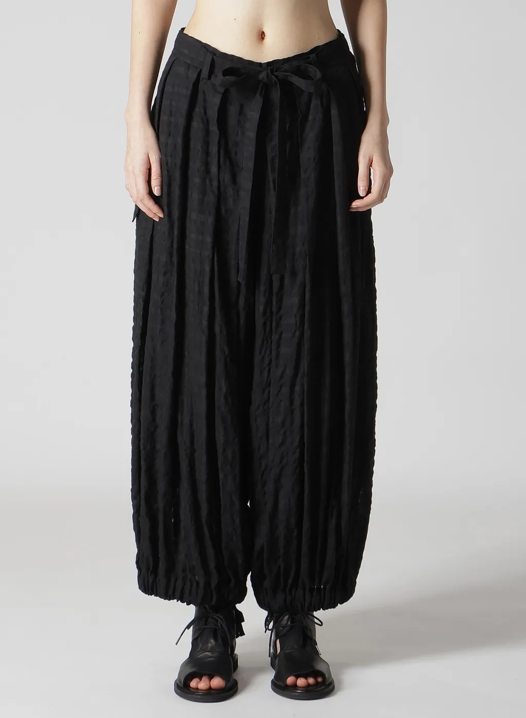 Plaid Tucked Pants
