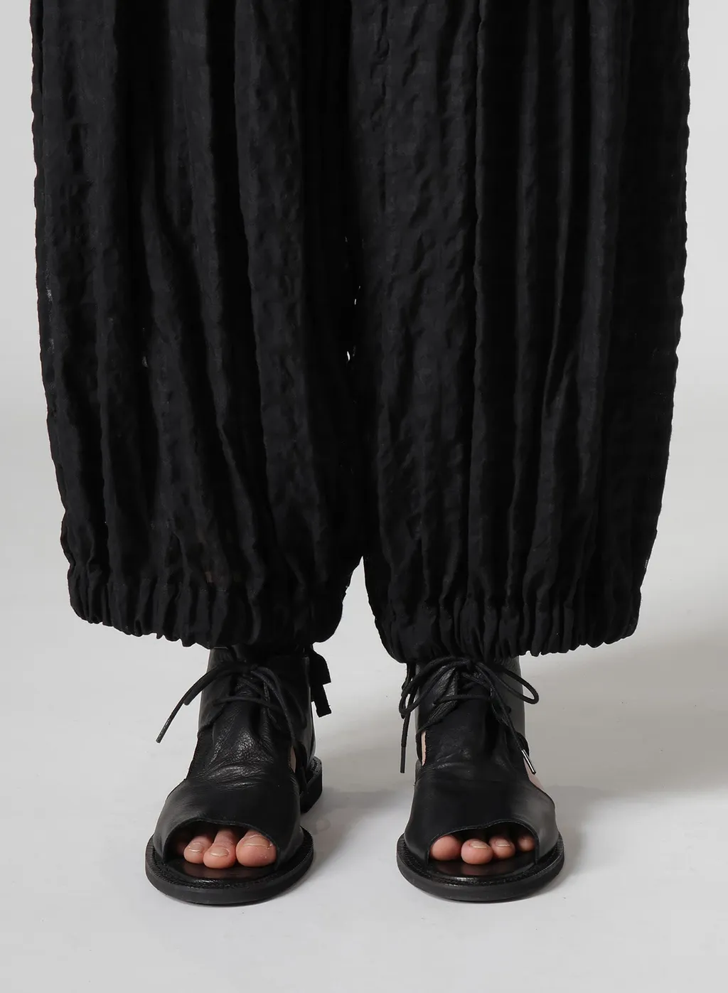 Plaid Tucked Pants