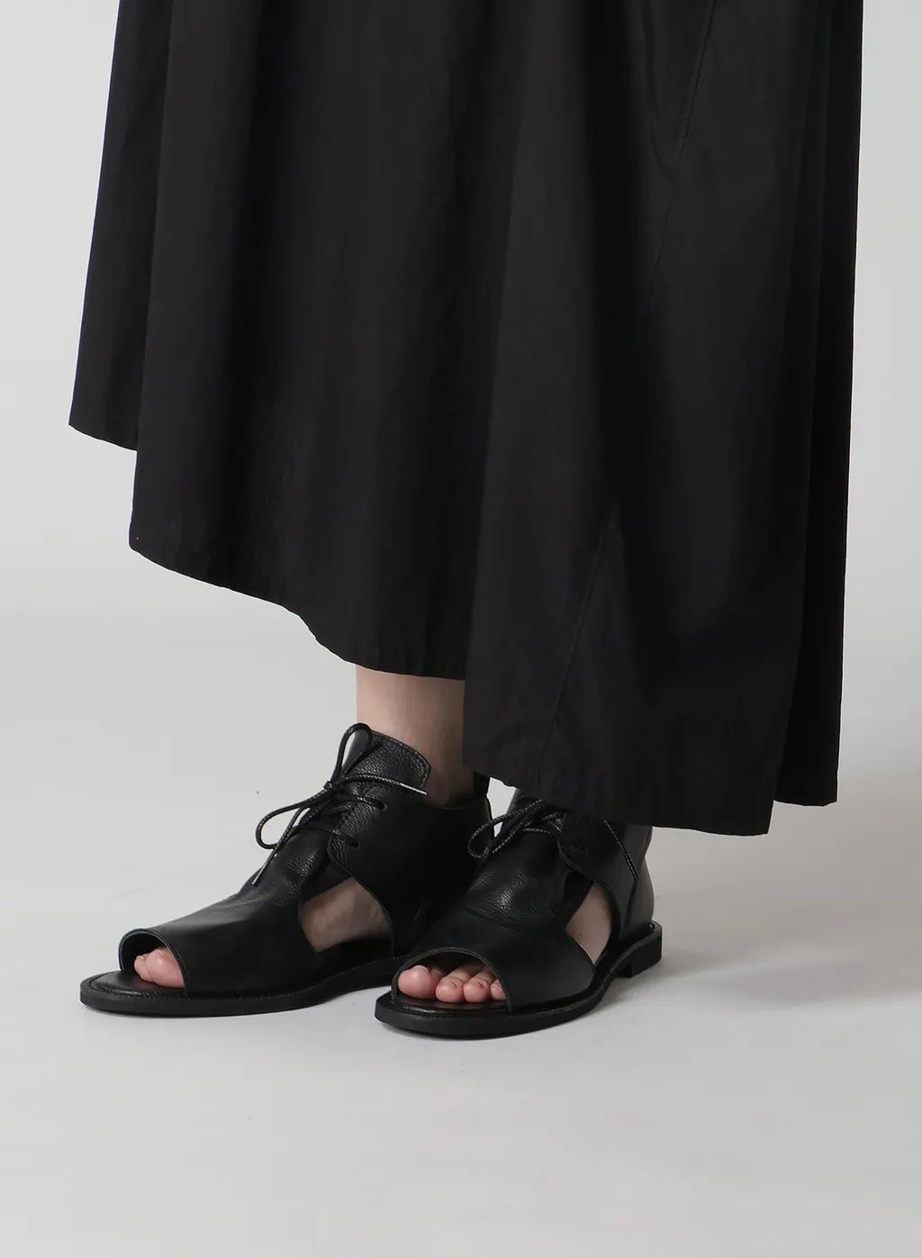 Cotton Broad Garment Dyeing Right Tucked Asymmetric Skirt