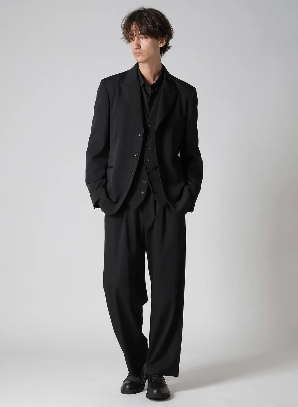 Wool Gabardine Coin Pocket Tuck Pants