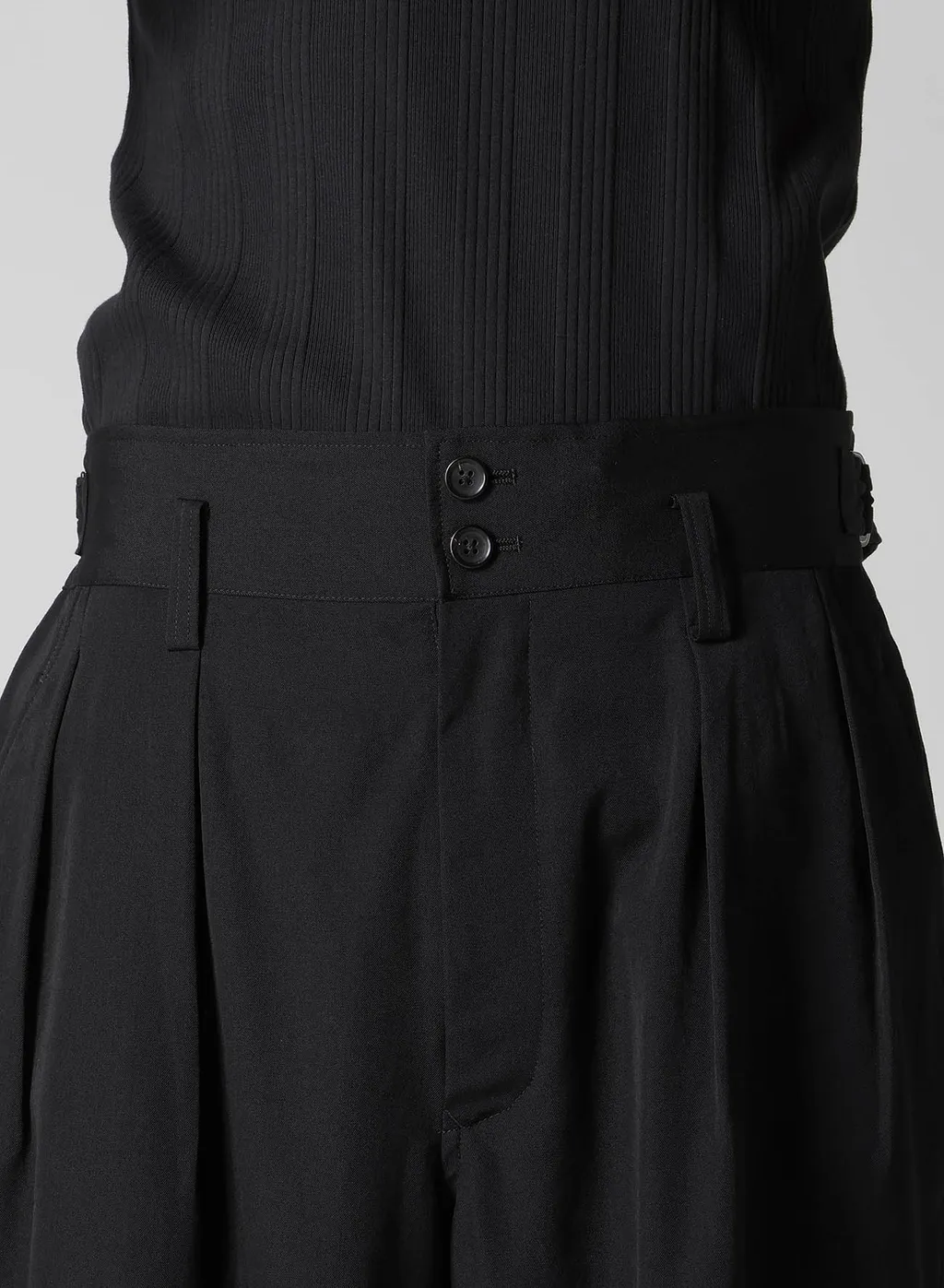 Wool Gabardine Short Pants