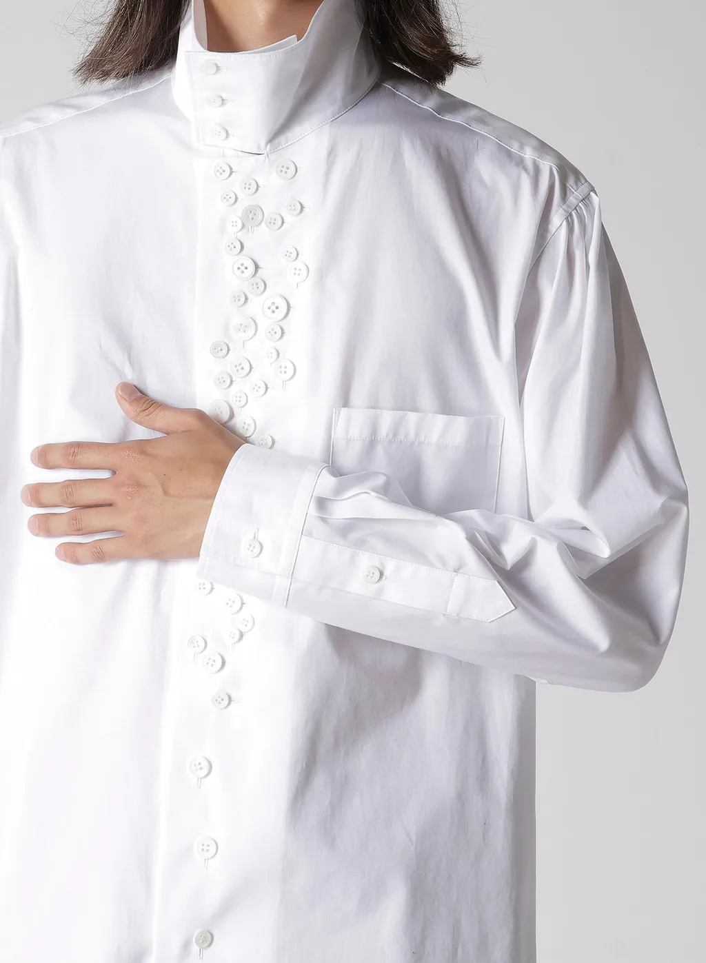 100/2 Broad Long Sleeve Shirt With Many Buttons
