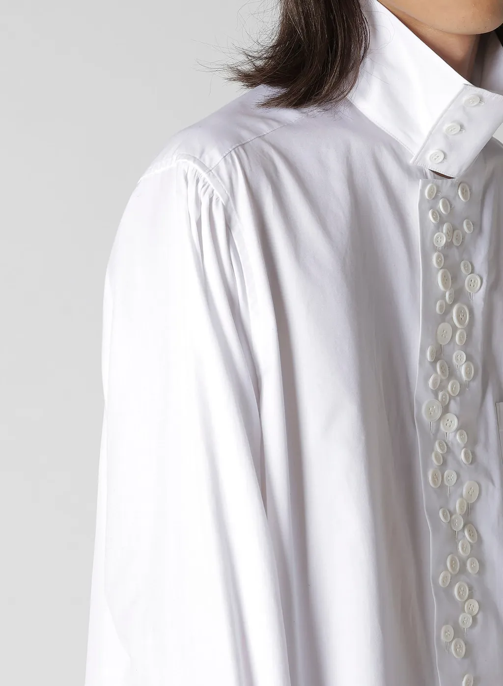 100/2 Broad Long Sleeve Shirt With Many Buttons