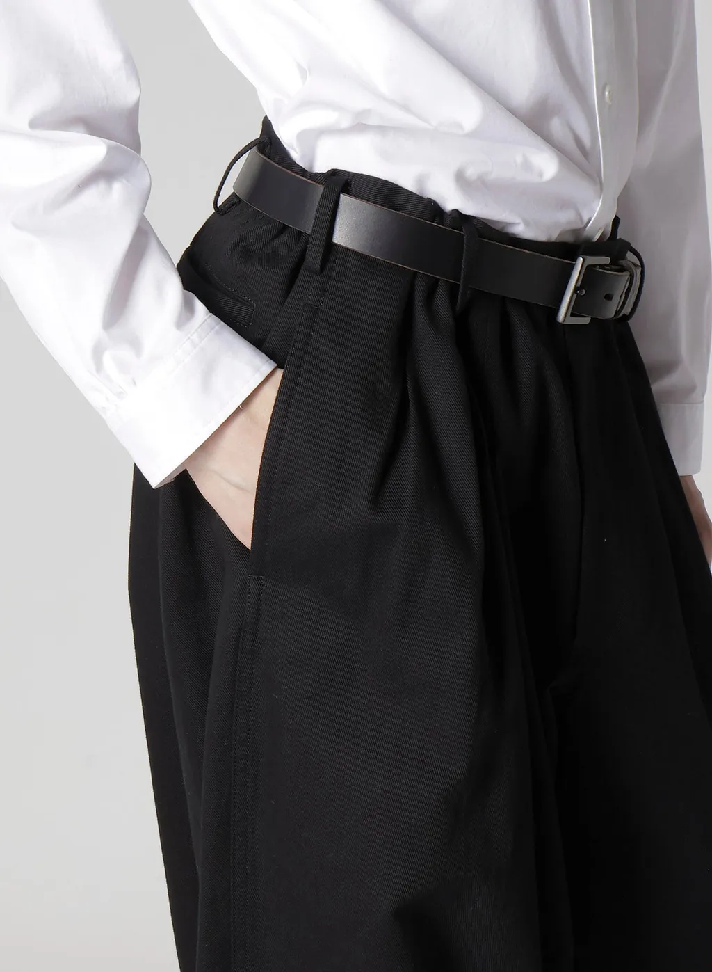 Katsuragi 12-Tucks Pants