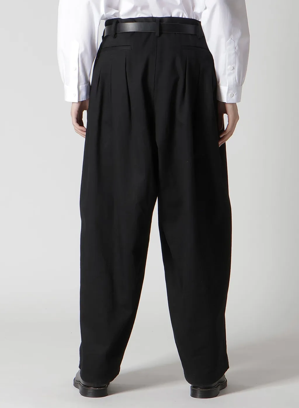Katsuragi 12-Tucks Pants