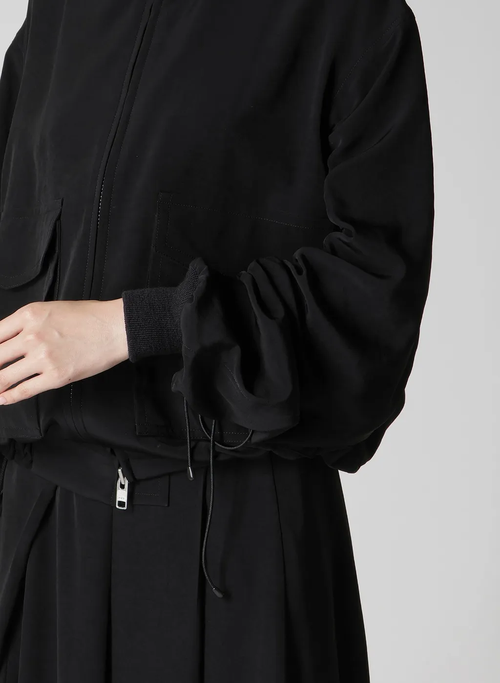 Ta/Pe Crepe De Chine Shirring Sleeve Jacket
