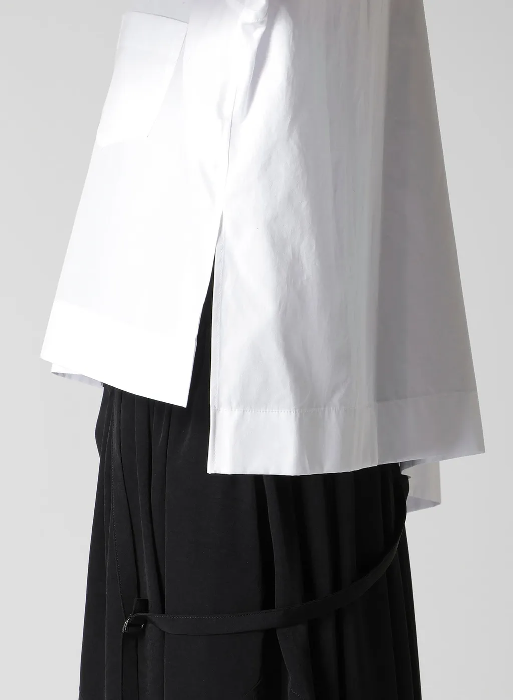 Broad Oversized Blouse