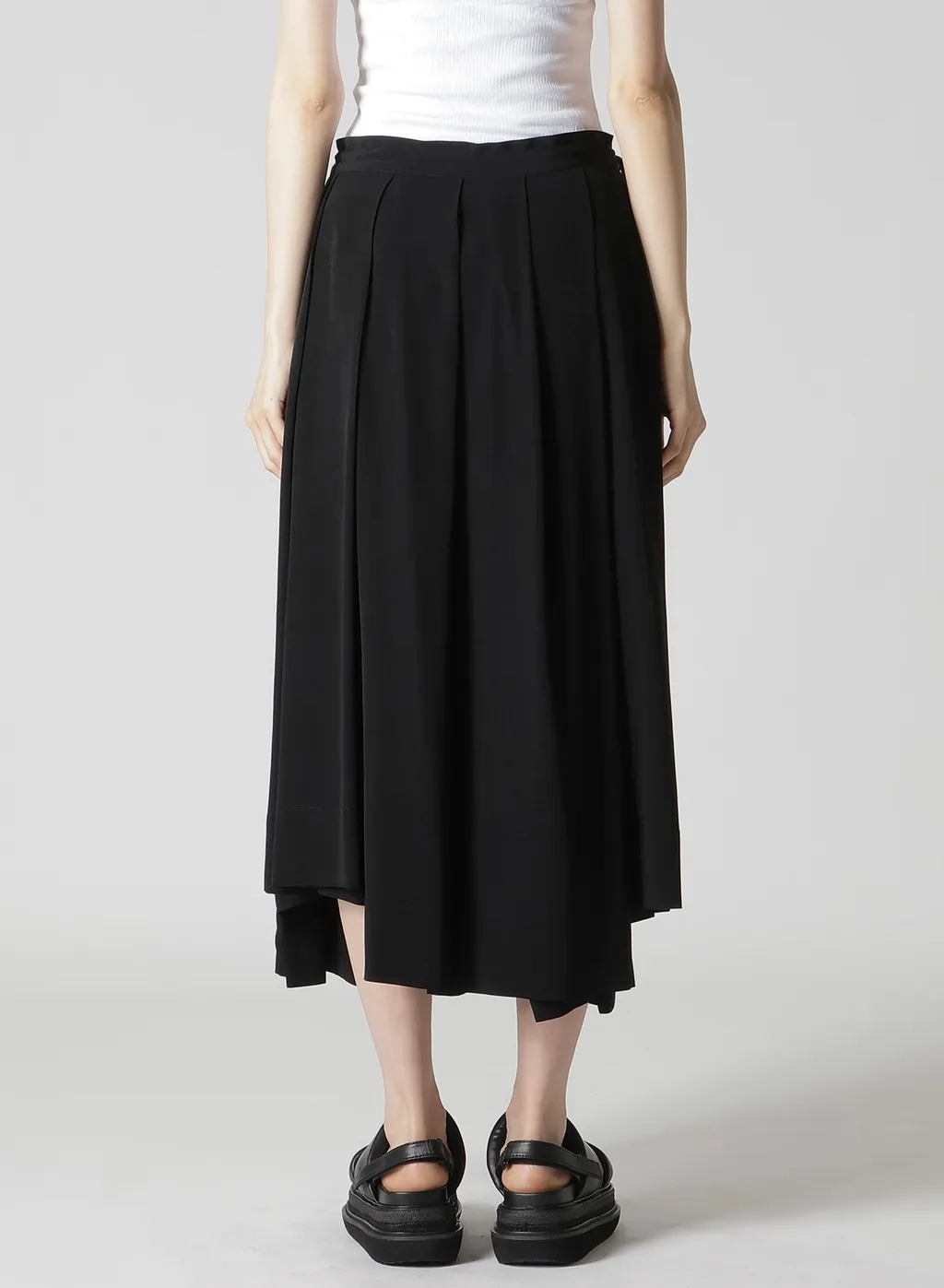 Ta/Pe Crepe De Chine Unbalanced Tuck Skirt