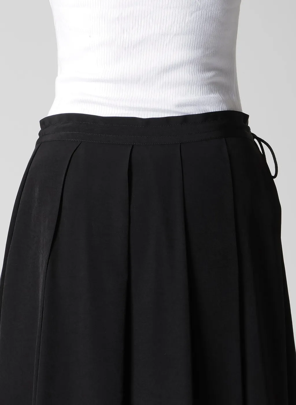 Ta/Pe Crepe De Chine Unbalanced Tuck Skirt