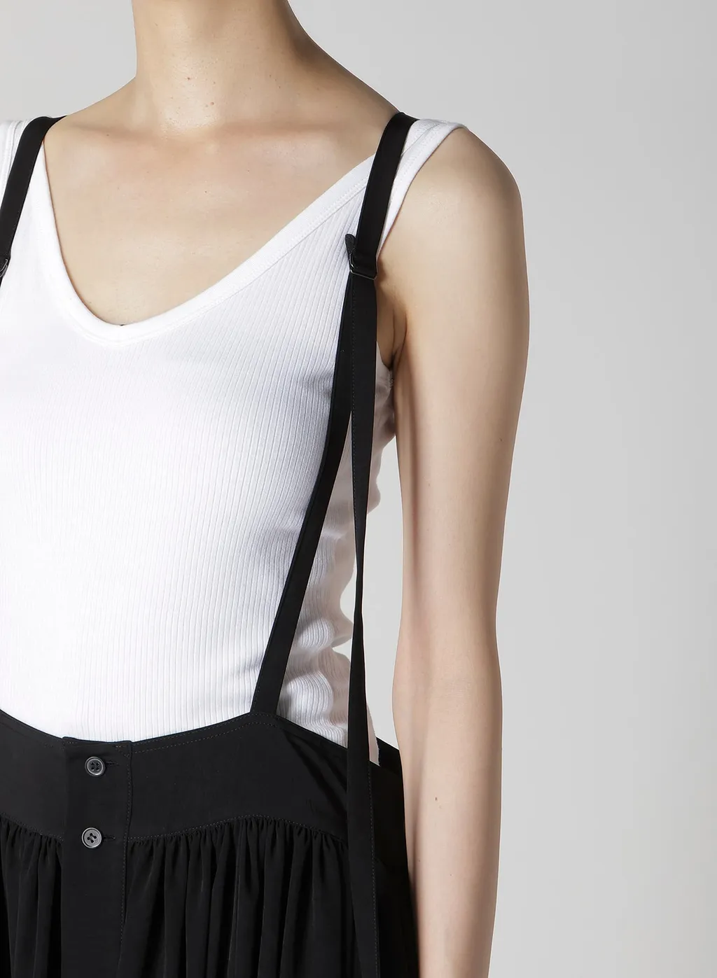 Ta/Pe Crepe De Chine Front Button Suspender Skirt