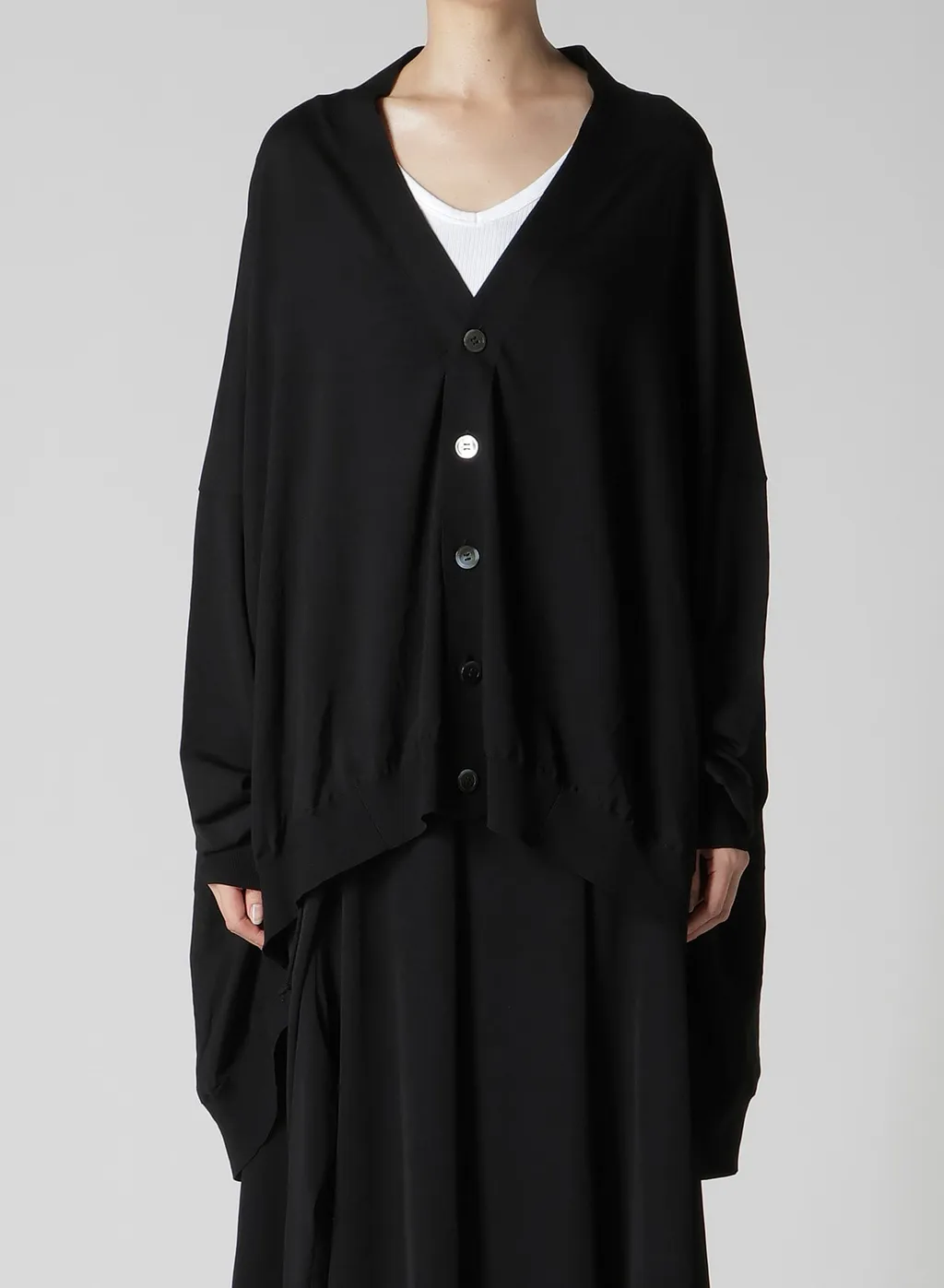 Ryo 18G V Neck Cardigan