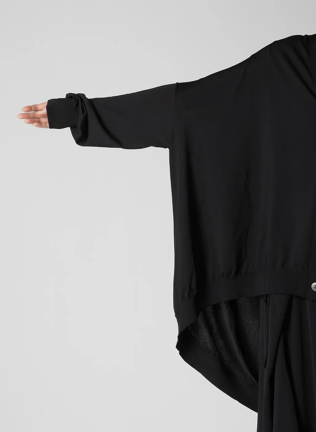 Ryo 18G V Neck Cardigan
