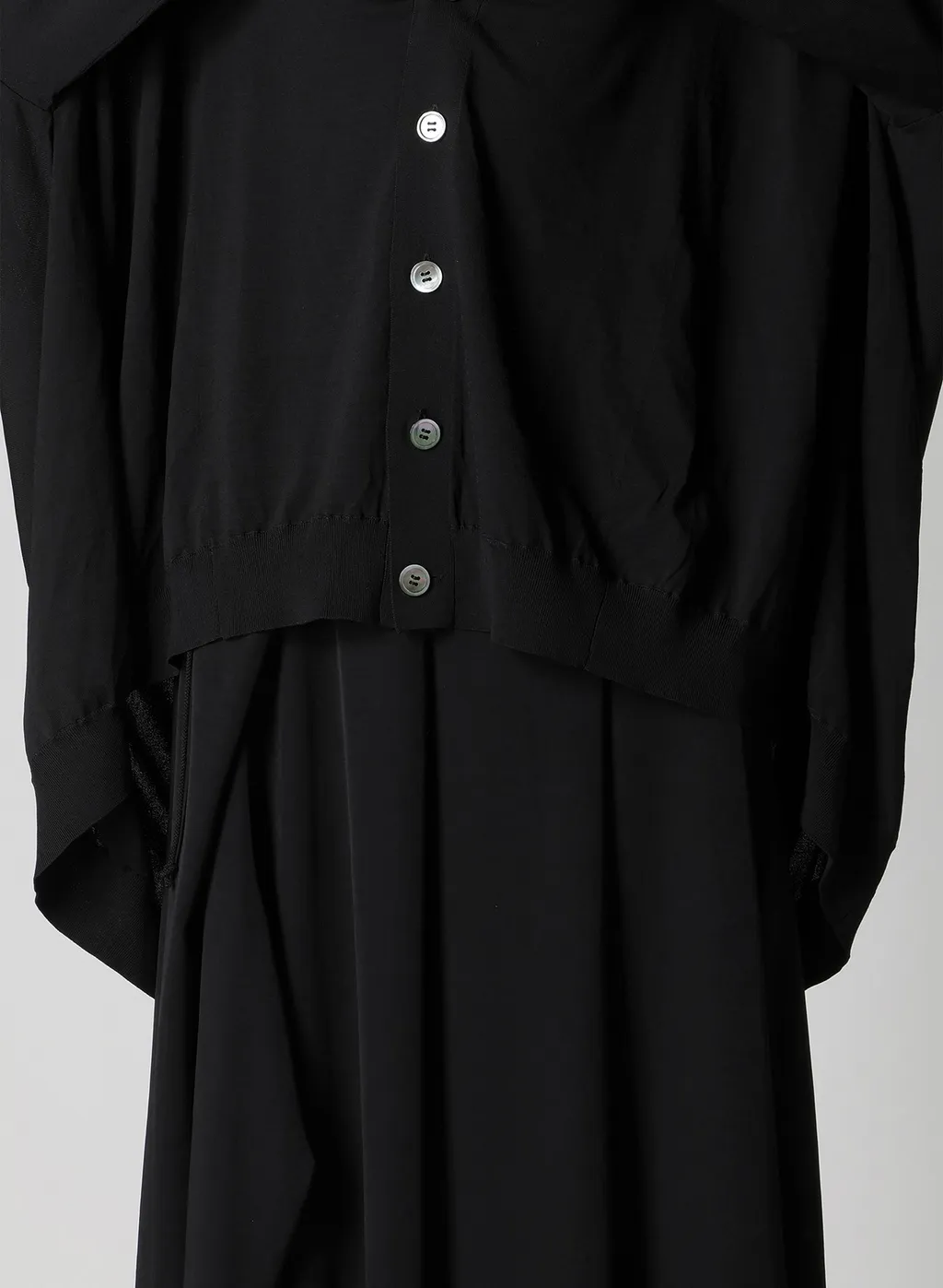 Ryo 18G V Neck Cardigan