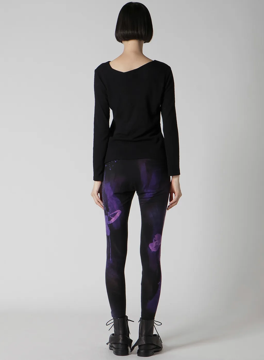 Airy Spun Light Milled Angular Neck Long T-Shirt