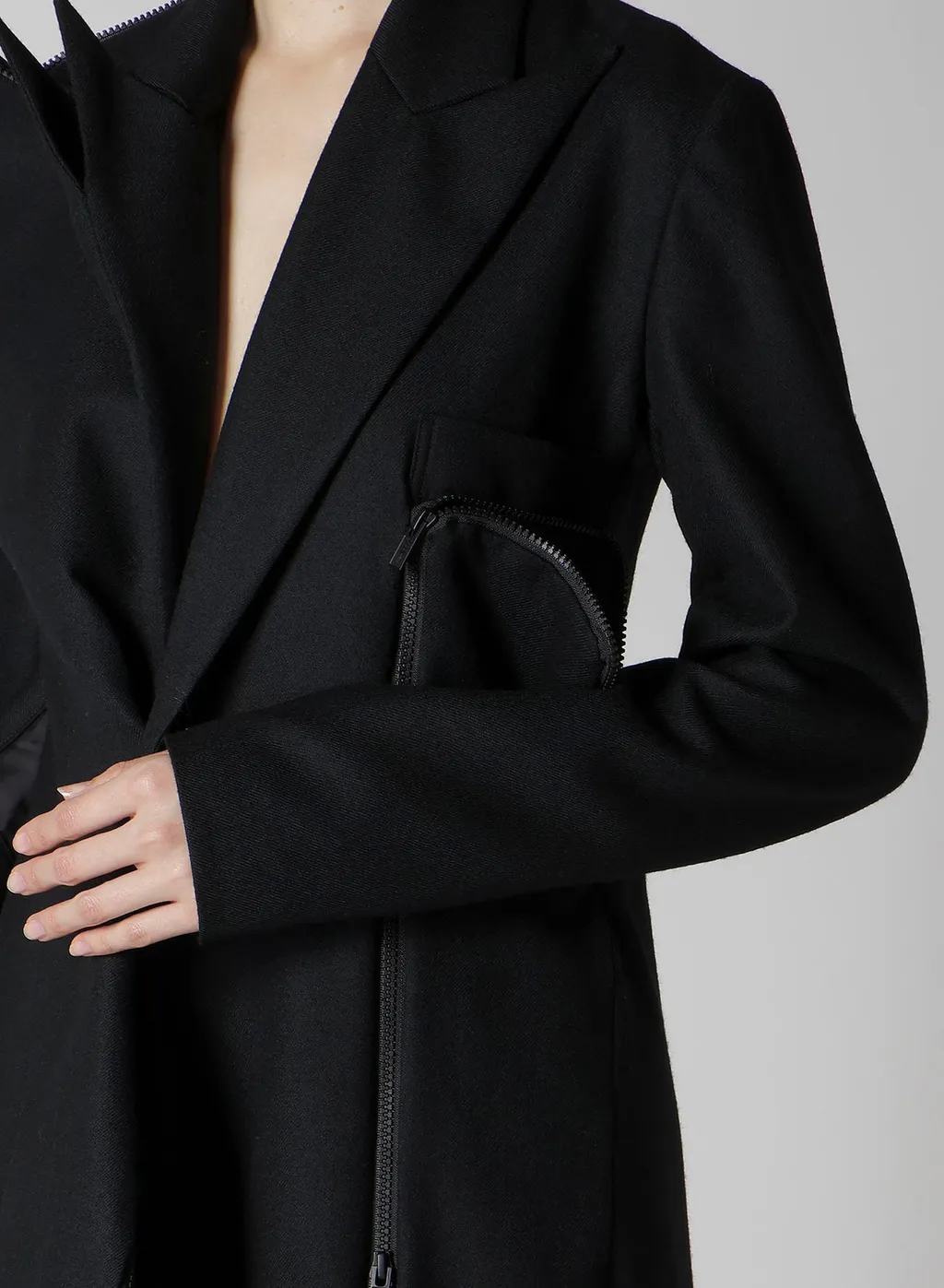 W/Saxony Zip Detail Jacket